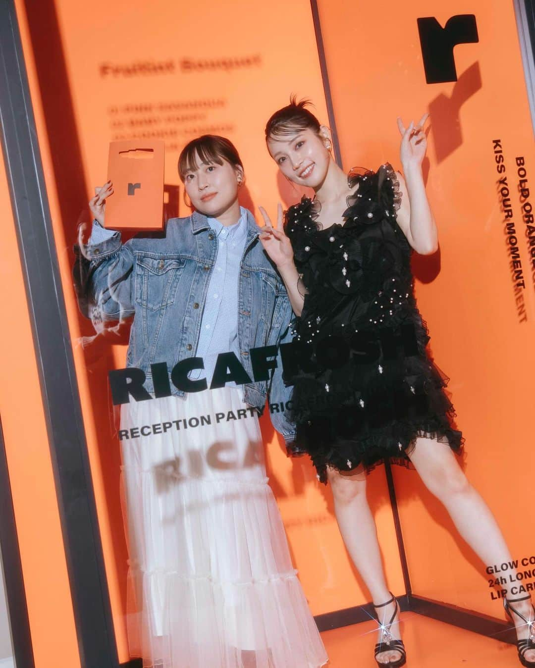 丸山礼のインスタグラム：「優香さん @iamyukaf 😚 @ricafrosh.official 新しくなって おめでとうございます🖤🧡 @kanbepouty かんべさんのすてきお写真載せちゃおう😚 おつかれさま☺️相変わらず美でいろんなこと作り出していてまじかっこいい🥹👍🫶」