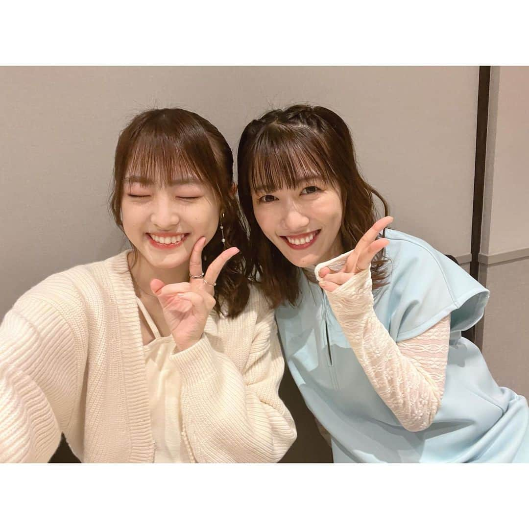 春名真依さんのインスタグラム写真 - (春名真依Instagram)「＊ 先日大好きな先輩と…💜🩵  本当にお話止まらなくて楽しすぎました〜！ いろんなタイミングで手を差し伸べてくださる方。 どこまでも温かくて優しくて私の大好きな師匠です☺️  #れにまい #ももいろクローバーZ #高城れに ちゃん」10月19日 12時02分 - harunamai_official