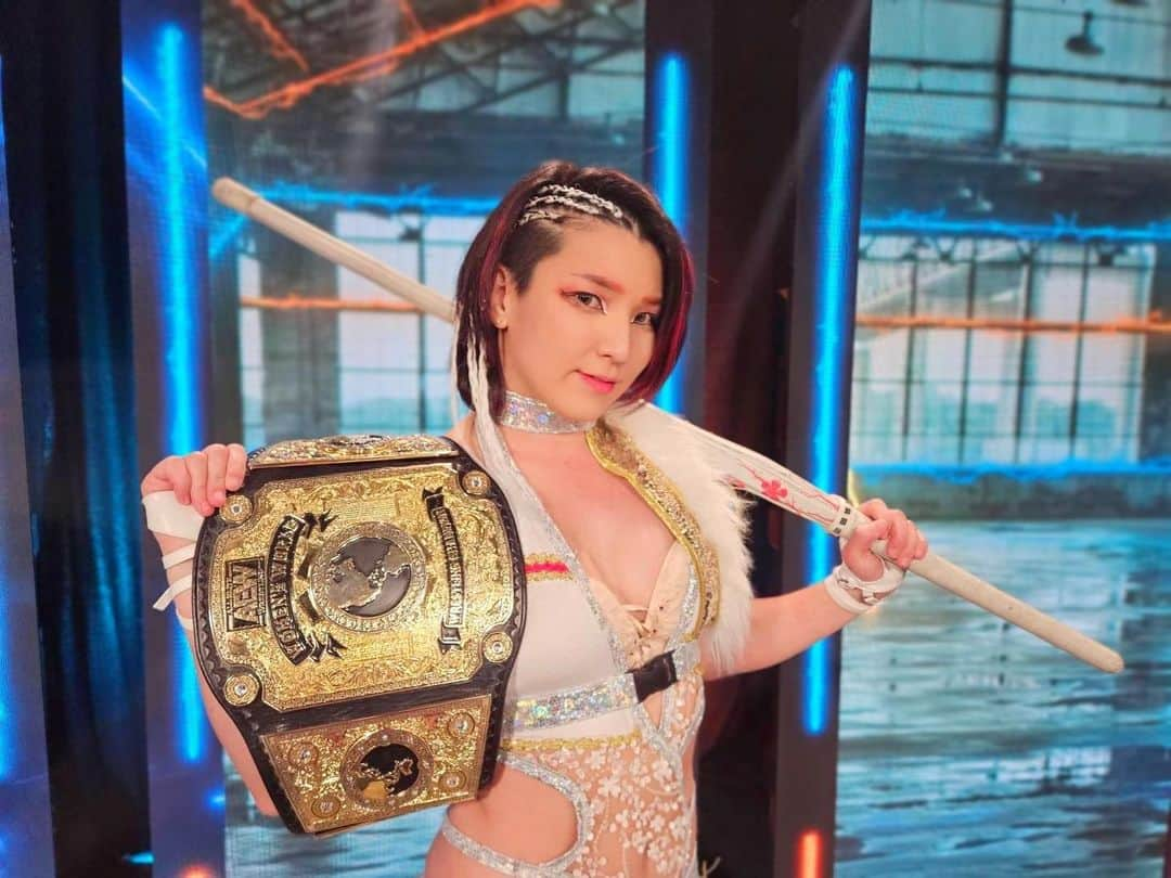 志田光のインスタグラム：「Thank you guys for watching #AEWDynamite ❤️ #hikarushida」