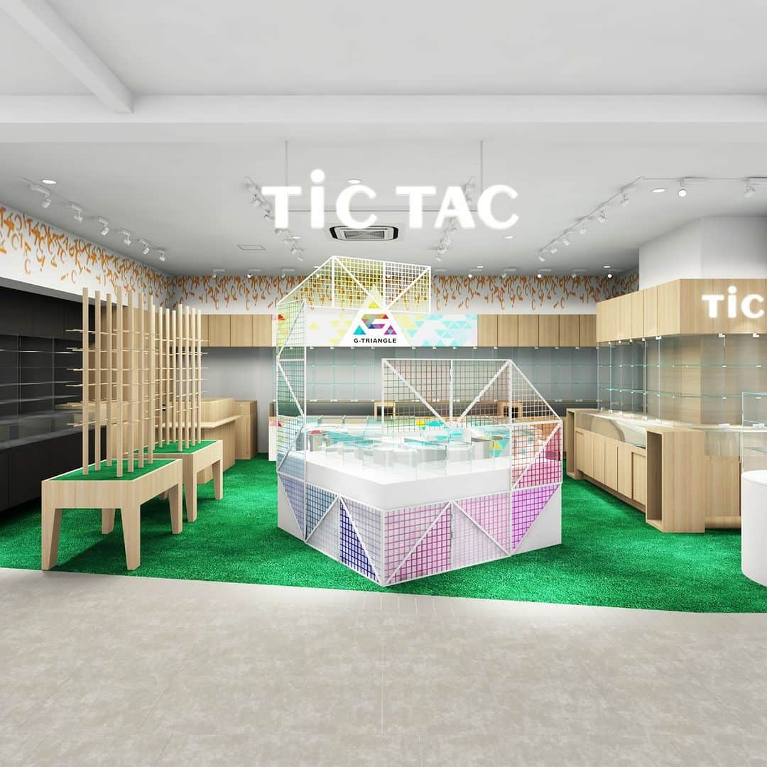 TiCTACさんのインスタグラム写真 - (TiCTACInstagram)「G-SHOCKの新しいコンセプトコーナー［G-TRIANGLE（ジートライアングル）］がTiCTAC東京ソラマチ店に10/20(金)オープン🎉 Instagram公式アカウント：@tictac_gtriangle  腕時計に「タフネス」という概念を作り上げた、日本が世界に誇るブランド「G-SHOCK」。オリジンである不朽の名作”5000/5600シリーズ”と、新たなマスターピース”2100シリーズ”をチックタック最大級のラインナップで、様々な視点からテーマ立てしたPOP-UPやEDITコーナーを展開。  「G-SHOCK」と「TiCTAC」、そして「G-SHOCKファン」がトリニティとなってその魅力を分かち合い、楽しみ、新しいカルチャーを創り出す場に。そんな特別なショップを目指しています。  🎁オープン記念ノベルティ 「G-TRIANGLE」オープンを記念して、「G-SHOCK」購入者にノベルティプレゼント！ ▲ G-TRIANGLEオリジナル「スナックタンブラー」：先着50名様 ポップコーンやお菓子を楽しみながら、ジュースも飲めちゃうスナックタンブラー。アメリカでは主に球場や映画館などで普及しています◎ ▲「G-SHOCK」オリジナルグッズなどが当たる！ガチャガチャ：先着100名様 缶バッチ、ステッカー等、ファンにはたまらないレアな「G-SHOCK」オリジナルグッズをどれか1点プレゼント！どれが当たるかは店頭でのお楽しみ！  📒SPECIAL CONTENTS 気になるあの人達の「G-SHOCK」を愛用している理由を聞いてみました！ あなたのG-SHOCK見せてください： https://www.neuve-a.net/shop/pages/s_TT_gshock_misete01.aspx コンテンツに登場するG-SHOCKの実物展示も行います。  ⌚SHOP 東京スカイツリータウン ソラマチ3F TiCTAC東京ソラマチ店内   #gshock #gshocklover #gshockjapan #gshockcollector #gショック #ジーショック #casio #casiowatch #casiogshock #casiovintage #カシオ #casioclassic #dw5600 #ga2100 #カシオーク #casioak #solamachi #tokyoskytree #skytree #tokyo #スカイツリー #スカイツリータウン #ソラマチ #東京ソラマチ」10月19日 12時20分 - tictac_press