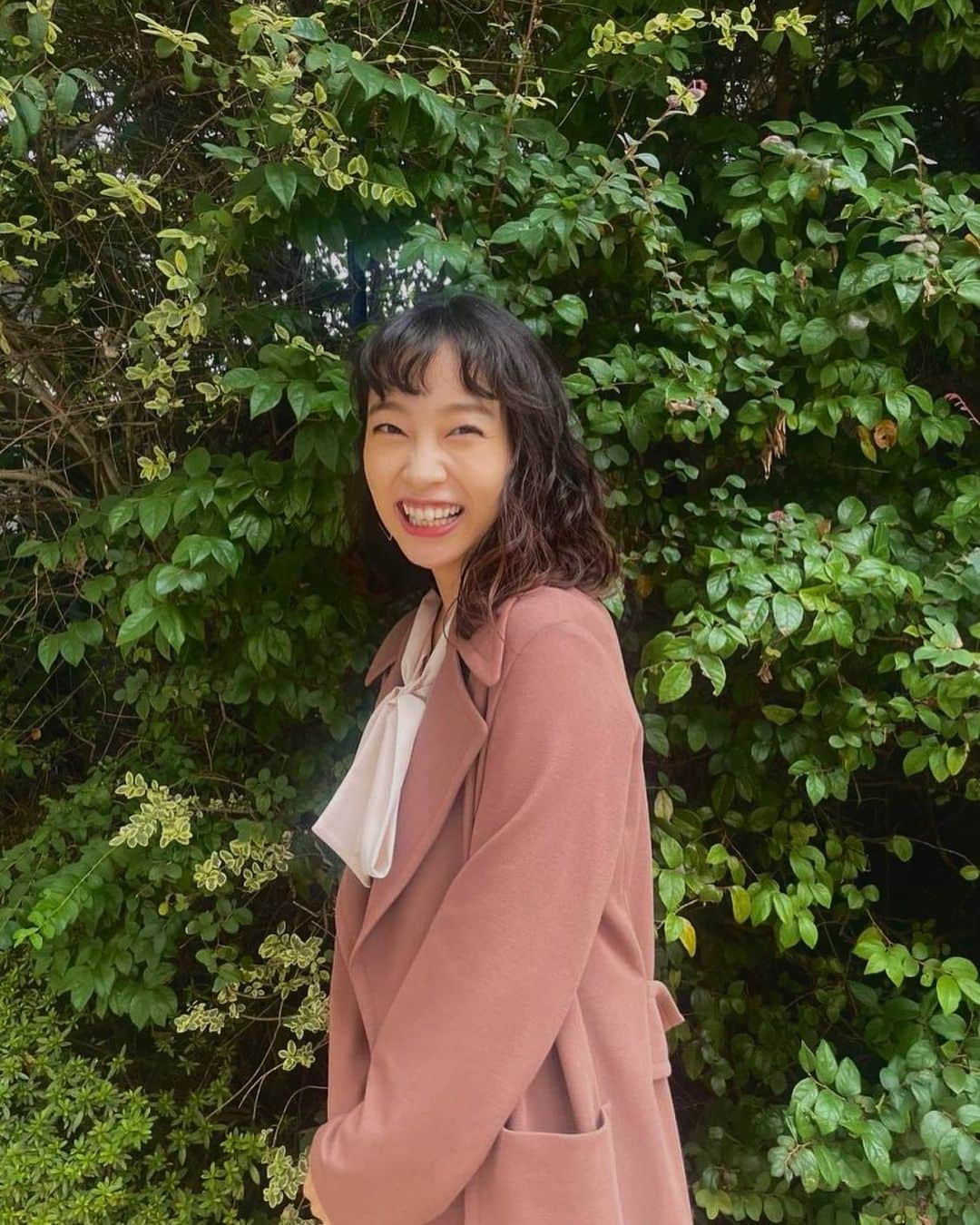 清水くるみのインスタグラム：「木10ドラマ「 #いちばんすきな花 」 本日10月19日の第2話に少しだけ出演してます！ 是非みてください❣️」