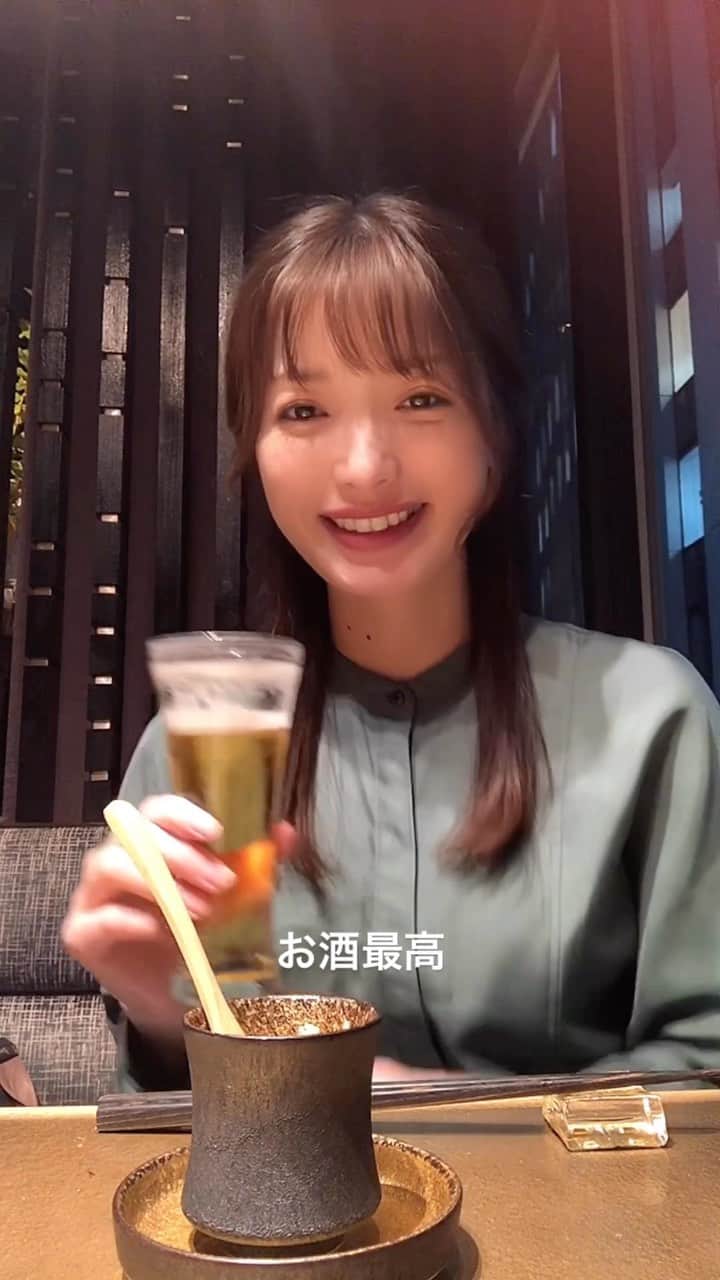 恒吉梨絵のインスタグラム：「ペアリングコースでぐびぐび沢山飲みました。 お食事もお酒も美味しかったです😋  #銀座かしわ#比内地鶏#両親の誕生日#お誕生日おめでとう#お酒大好き」