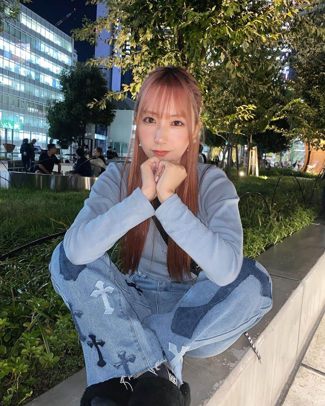 杉山優華のインスタグラム：「🌳✝️✝️」