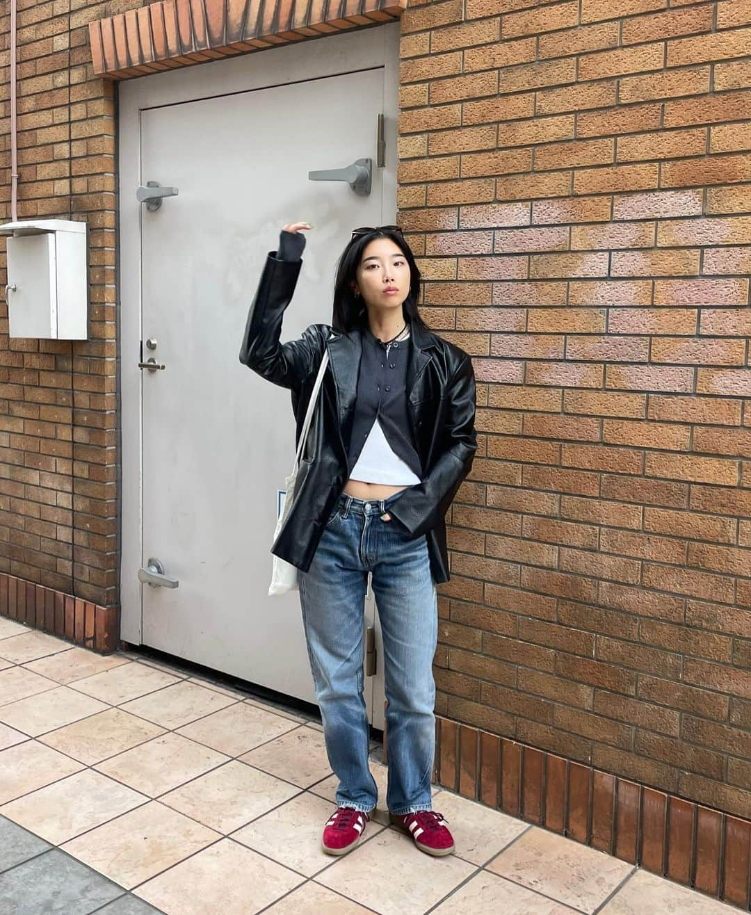 yuikoさんのインスタグラム写真 - (yuikoInstagram)「今日発売🖤eco leather middle jk @suwdee_official   #suwdee #suwdeesnap」10月19日 20時00分 - _yuiko__