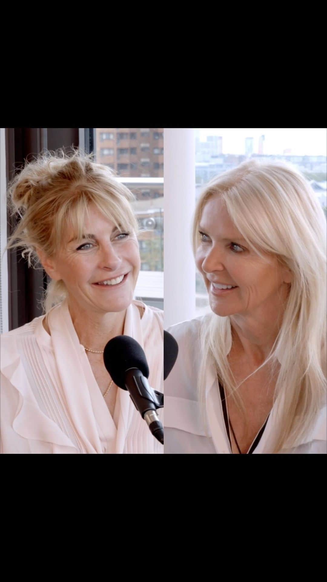 アマンダ ウェイクリーのインスタグラム：「This week’s Style DNA podcast style journey is with actor, writer, photographer and artist Lisa Hogan AKA The Tall Irish. Lisa is Co-Founder of the now infamous Diddly Squat Farm Shop on Clarkson’s Farm…she is not only Jeremy Clarkson’s girlfriend, she is his hilarious accomplice and harshest critic with her fast wit and dry sense of humour. Her ability to laugh at herself recounting her sartorial stories of different chapters in her life is infectious. These chapters have included modelling, working in the city, acting, being a mother, a lot of travel and, this latest chapter obviously includes her approach to “Farm Fashion” … from wellies and overalls to the inevitable pig shit…   I hope you enjoy this episode as much as I enjoyed chatting to my old friend… thank you Lisa @thetallirish x  #Amandawakeley #LisaHogan #LivesBehindTheLooks #styleDNA #clarksonsfarm #style #jeremyclarkson #fashionpodcast #farming」
