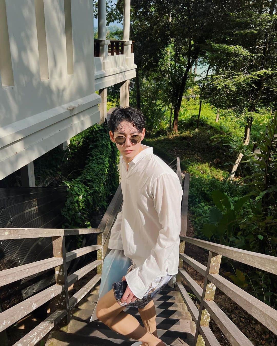チン・ジュヒョンのインスタグラム：「☀️」