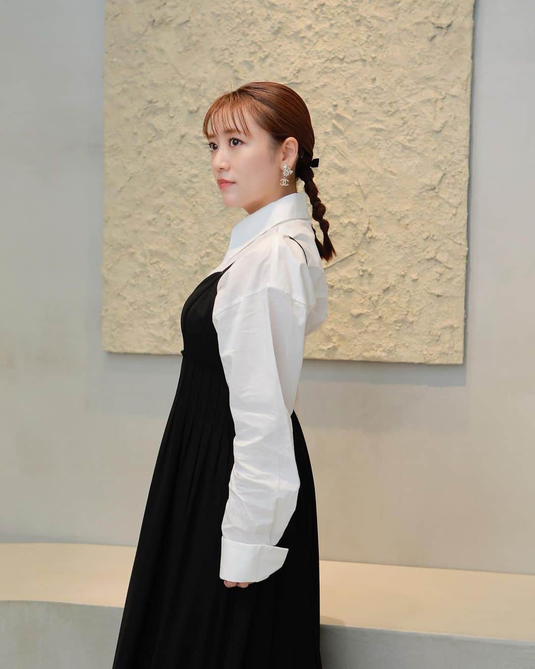 高橋みなみのインスタグラム：「昨日はAmeri VINTAGEの代官山店プレオープンイベントにお邪魔してきました🥺  移転前のお店も居心地良くて大好きだったんだけど、新しいお店はよりパワーアップ✨ 洋服も見やすいし内装もとってもオシャレだったー✨🤤 この日着たお洋服はもちろんアメリ！  狙ってた代官山店限定のワンピースももちろんゲット！ 早速着てみたけどやっぱり可愛い🥺  オープンおめでとうございます✨  @amerivintage #amerivintage #ameridaikanyama」