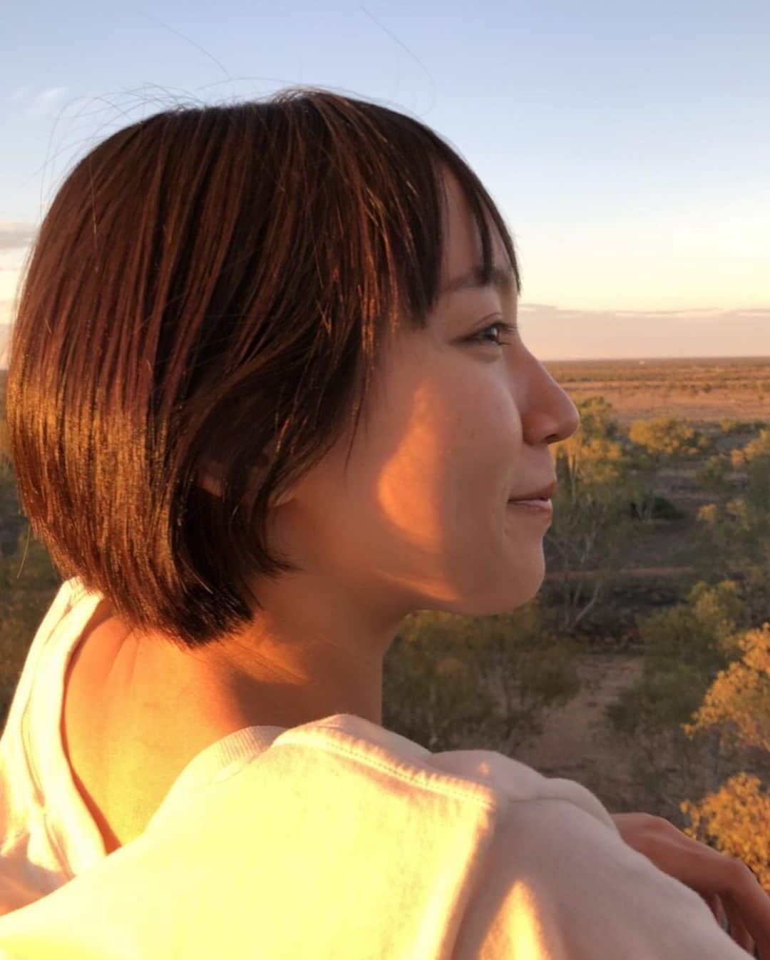 吉岡里帆さんのインスタグラム写真 - (吉岡里帆Instagram)「1st 写真集"so long"がデジタル配信版化されてます 🌍🦘  見つけてね。  #写真集 #solong」10月19日 16時34分 - riho_yoshioka