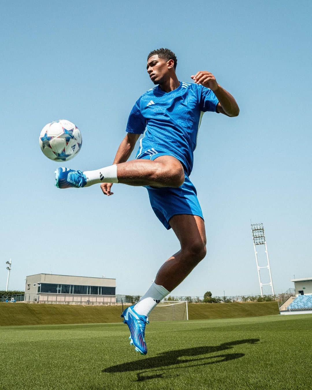 adidas Footballのインスタグラム：「when you see it… 🧞‍♂️😉   riding the Marine Rush wave 🌊」