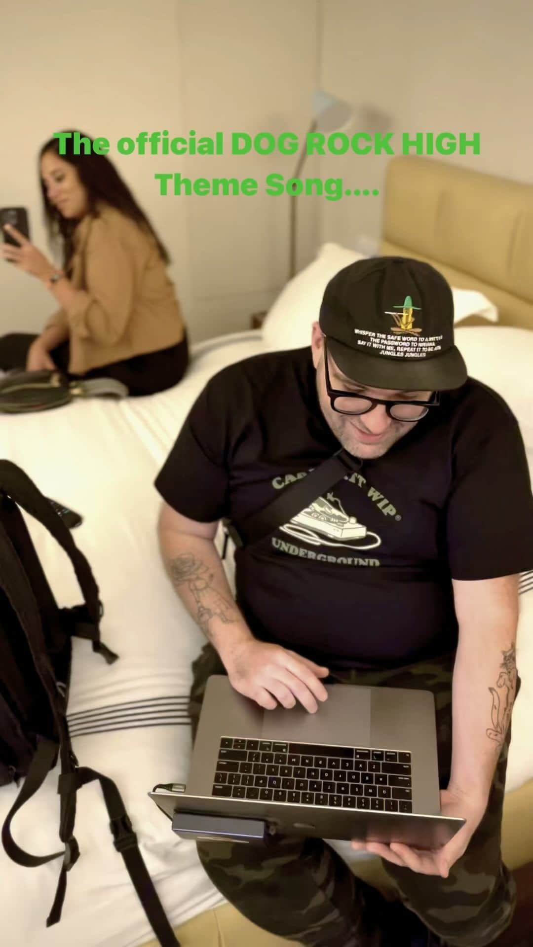 トラビ・マッコイのインスタグラム：「So, on this last tour @nicholasfit decided to create a cartoon called “Dog Rock High” I was lucky enough be the Quintessential Ganja K-9 amongst a motley crew of other Wild Dogs!! Keep your EARS peeled for DOG ROCK HIGH, Here is the OFFICIAL UNOFFICIAL Theme Song…. 🐕 🪨 🏫」