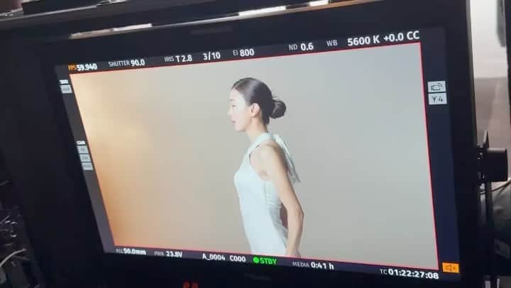 コ・ウォニのインスタグラム：「🦋」
