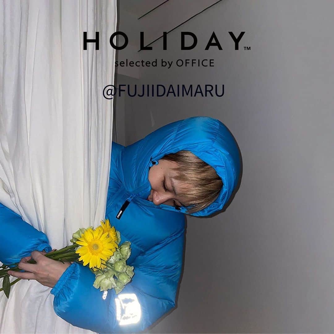 ホリデイのインスタグラム：「【HOLIDAY selected by OFFICE at FUJIIDAIMARU】  11月3日(金)〜6日(月)の4日間、京都藤井大丸2F “THE SPACE FUJIIDAIMARU”にて初の秋冬コレクションにフォーカスしたHOLIDAY POP-UP STOREを開催します。  今回はHOLIDAY 2023FW COLLECTIONアイテムをメインに、通常OFFICE店頭販売のみのOFFICE オリジナルアイテムやOFFICE LIMITEDカラーアイテム等を多数展開します。  アイテムの詳細は追って @office_holiday インスタグラムにてご紹介して参ります。  また11月3日(金) 18:00 より @fujii_daimaru_online_shop でも一部アイテムをお買い物頂けます。(OFFICE オリジナルアイテムを除く)  店頭混雑時はお客様の入場制限を実施させて頂きます。入場までにお時間を頂く可能性もございますが ご理解ご協力のほどよろしくお願い致します。  今年は4日間という短い期間ではございますが楽しんで頂けるよう準備致しました。スタッフ一同皆様のご来店心よりお待ち致しております。  【開催期間】  11月3日(金)〜11月6日(月) ※11月3日(金) 18:00 より藤井大丸オンラインストア(@fujii_daimaru_online_shop)をOPEN致します。  【場所】 @fujiidaimaru 京都藤井大丸2F / THE SPACE FUJIIDAIMARU 〒600-8031 京都府京都市下京区寺町通四条下ル貞安前之町605  営業時間 10:30〜20:00  《OFFICEとは》 OFFICEはHOLIDAYのフラッグショップサロンです。HOLIDAYスタッフによる日常のスタイリングを提案しています。 お買い物だけじゃなくファッションやカルチャー、日々の暮らしのことなど みなさんと情報交換できたらうれしいです。 @office_holiday  #HOLIDAY_pr #OFFICE_holiday #OFFICE_popup #fujiidaimaru」