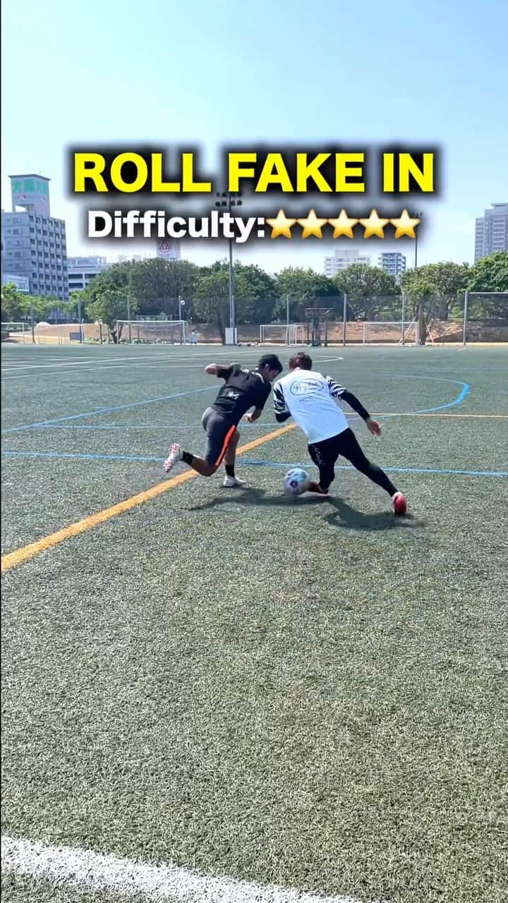 koheiのインスタグラム：「ROLL FAKE 08⚽️🔥 #soccer #football #skills #サッカー #ドリブル」