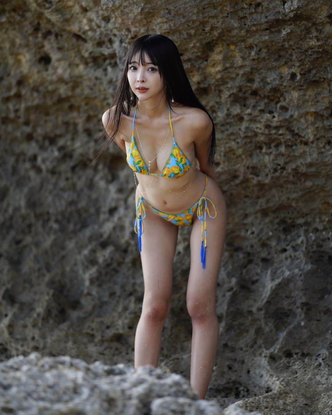 東堂とものインスタグラム：「また夏で待ってるね⟡.·  撮影：MASAさん ♡••┈┈┈┈┈┈┈┈┈┈••♡⠀ #instagravure ⠀ #グラビアモデル ⠀ #photo ⠀ #gravure ⠀ #インスタグラビア ⠀ #グラドル ⠀ #グラビア撮影⠀ #idol⠀ #instagood⠀ #japanesekawaii ⠀ #japaneseidol ⠀ #selfie⠀ #model ⠀ #被写体モデル ⠀ #グラビアアイドル ⠀ #Instafollow ⠀ #picture⠀ #スレンダーボディ⠀ #asiangirl⠀」