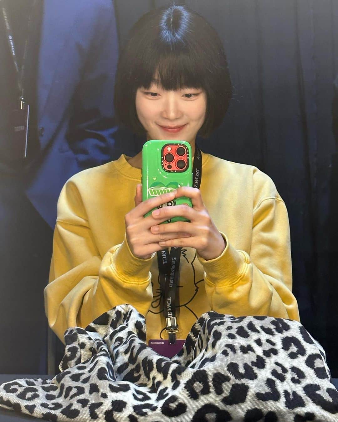 イ・ユミさんのインスタグラム写真 - (イ・ユミInstagram)「사진을 끝가지 보는걸 추천 숨겨왔던 가발속 숨겨왔던 동심속」10月19日 17時39分 - leeyoum262
