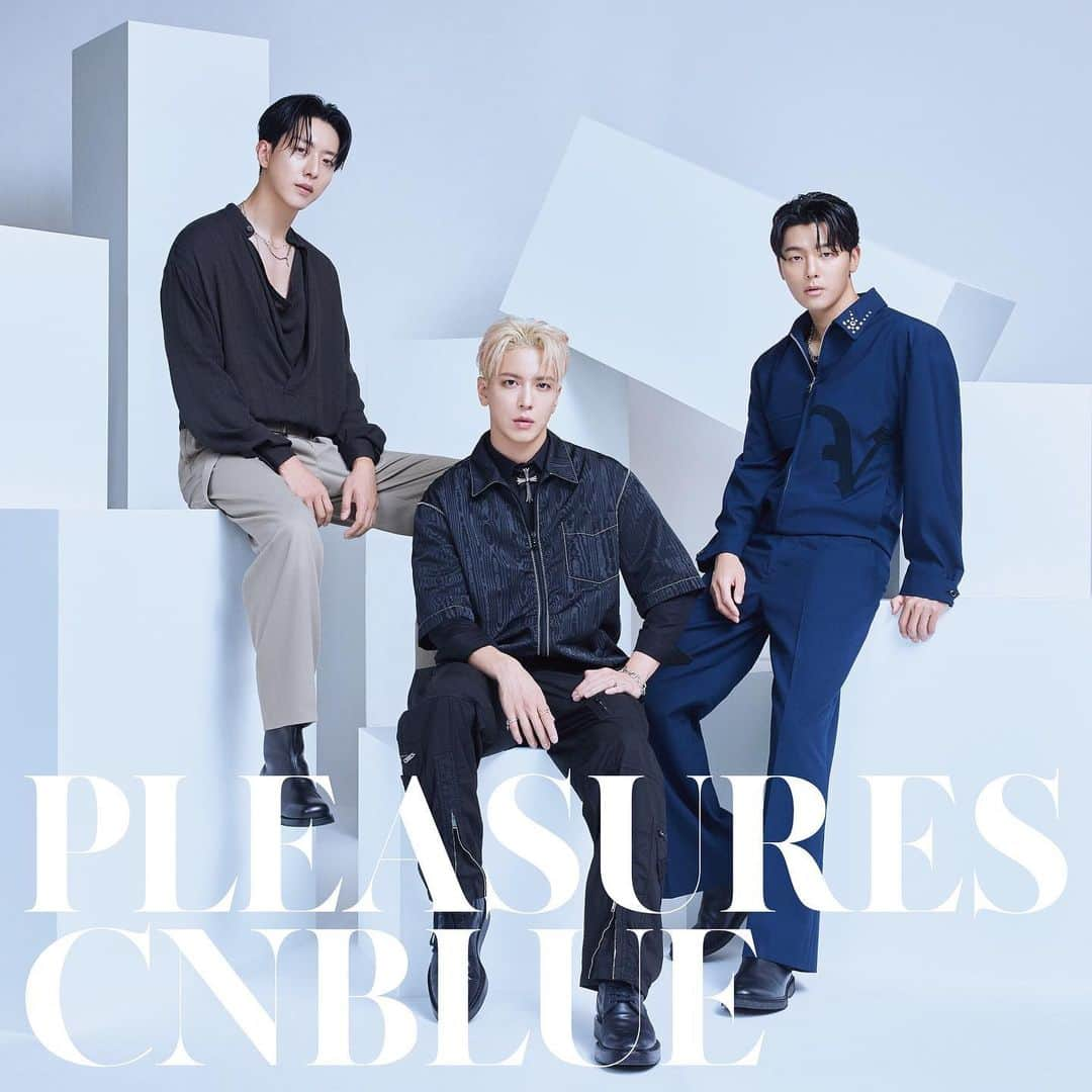 ワーナーミュージック・ジャパンのインスタグラム：「#CNBLUE  『PLEASURES』の発売を記念し、タワーレコード渋谷店とタワーレコード梅田NU茶屋町店にて店頭施策の実施が決定いたしました！💿✨  ●メンバー直筆サイン入りソロチェキ抽選会 ●パネル展&パネル抽選プレゼント  詳細はストーリーズ/ハイライトに✍️  #PLEASURES」