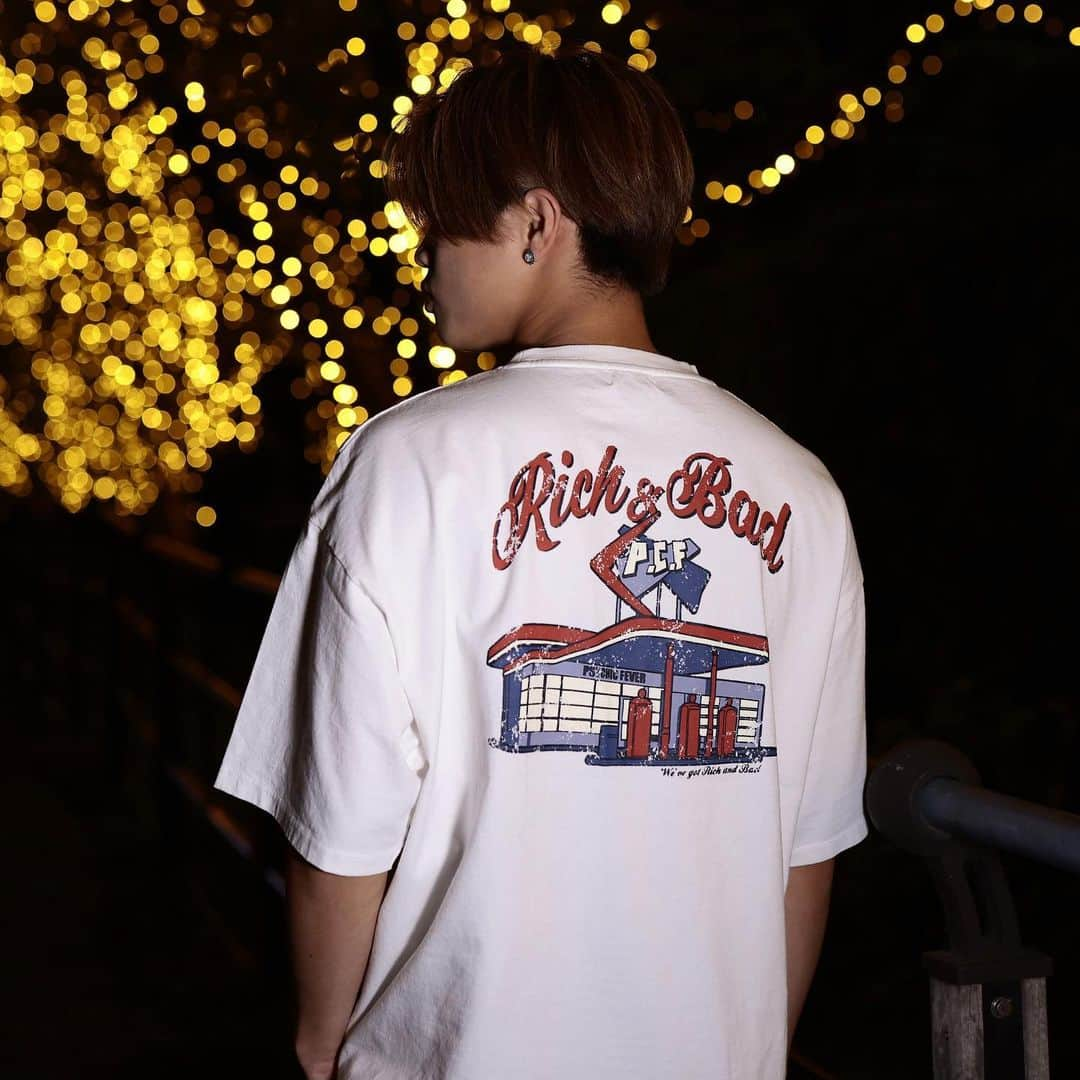 junredさんのインスタグラム写真 - (junredInstagram)「【期間限定受注】PSYCHIC FEVER from EXILE TRIBE × re_k by JUNREDの コラボレーションアイテムが登場！  PSYCHIC FEVER from EXILE TRIBEの半田龍臣さんWEESAさんと打ち合わせを重ね、 グループカラーや楽曲の歌詞の内容をモチーフとしたTシャツ、パーカー、ブレスレット 店舗限定販売のショルダーバッグを含む全6型を10月20日(金)〜10月29日(日)の期間限定で受注販売。  さらにコラボ商品をお買い上げでオリジナルステッカーをプレゼント！ ラフォーレ原宿店でお買い上げいただいた方には限定のオリジナルポーチも付いてきます！ ※詳しい内容は下記の[■ノベルティ配布方法]をご覧ください。  期間限定のスペシャルなコラボレーションを是非お見逃しなく！  ■受注期間 2023年10月20日(金)〜2023年10月29日(日)  ■受注店舗 [店舗] 札幌ステラプレイス店 コクーンシティさいたま新都心店 ららぽーとTOKYO-BAY店 ルミネ立川店 ルミネエスト店 ラフォーレ原宿店 HEP FIVE店 浦添PARCO CITY店 ※ショルダーバッグの販売は店舗のみ  [オンライン] J’aDoRe JUN ONLINE  ■お届け期間 12月下旬  ■ノベルティ配布方法 ①オリジナルステッカー[店舗・オンライン] お買い上げいただいたコラボ商品1点につき1枚配布。 ※店舗でご購入の場合はアプリ会員登録が必要となります。  ②オリジナルポーチ[ラフォーレ原宿店限定] ラフォーレ原宿店にてコラボ商品を税抜5,000円以上お買い上げいただいた方、先着で150名様に配布。(1名様につき1個) ※アプリ会員登録が必要となります。  #psychicfever #re_k #re_kbyjunred #junred #サイキックフィーバー #半田龍臣 #WEESA  #ジュンレッド #レク」10月20日 12時00分 - junred_jp