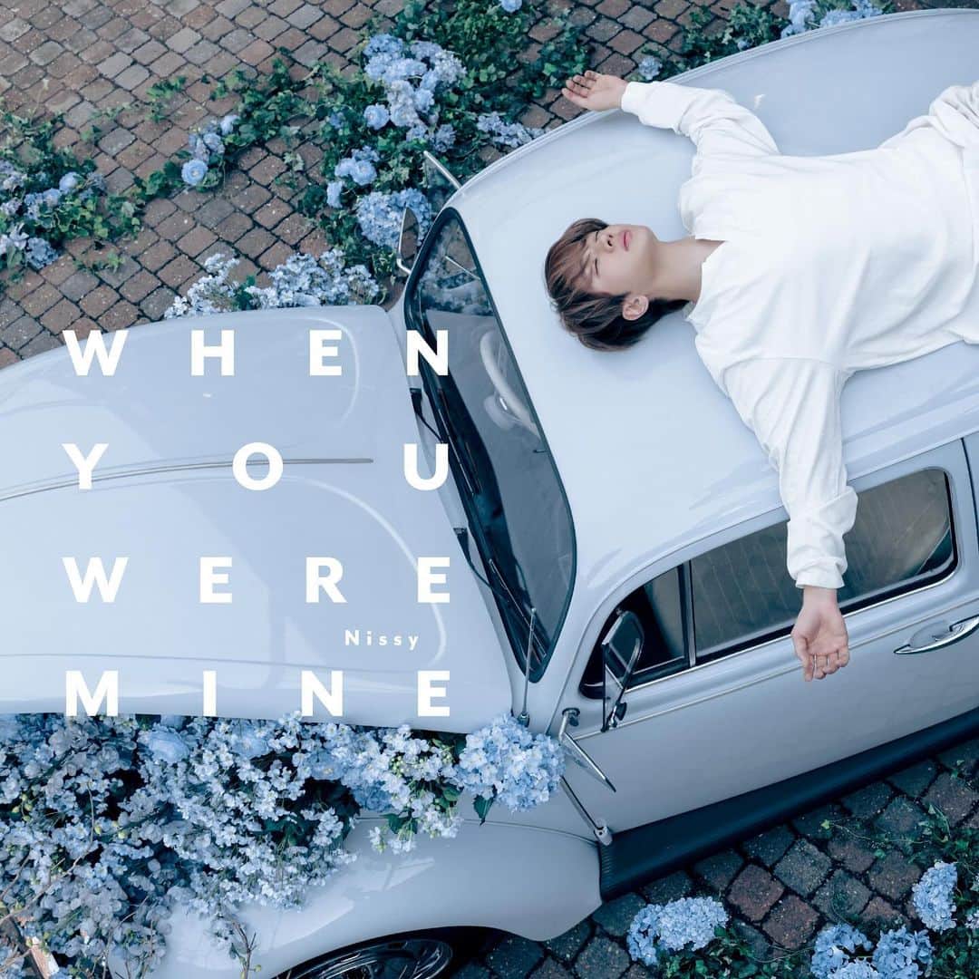 西島隆弘（Nissy）のインスタグラム：「2023.10.20  Digital Release!  「When You Were Mine」  10/20より各配信サイトにて配信START🎶  Nissy初の全編英語詞楽曲！  *______________________  "When You Were Mine" ー日本語詞ー  君が僕のものだった時より今の方が愛してる  君が僕のものだった時より触れている  さよならしてからも君がやめられない   だって君が僕のものだったときより好きだから  わがままで誇り高い  ベッドは氷のように冷たい  僕たちの炎はどこに行ったの  君が僕のものだった時   夜遅くのメッセージ  服を脱いで  汗を呼吸する  さよならしてから   もう一緒じゃないけど  触れずにいられない  もう一緒じゃないけど  他の誰かのこと考えられない   君が僕のものだった時より今の方が愛してる  君が僕のものだった時より触れている  さよならしてからも君がやめられない   だって君が僕のものだったときより好きだから   滅多に我慢しない  クレイジーな嫉妬  もう救いようがない  君が僕のだった時   肌にピッタリの服にハイヒール  冷たいキスで空気を読まない  まだ僕のものみたい  さよならしてからも   もう一緒じゃないけど  触れずにいられない  もう一緒じゃないけど  他の誰かのこと考えられない   君が僕のものだった時より今の方が愛してる  君が僕のものだった時より触れている  さよならしてからも君がやめられない   だって君が僕のものだったときより好きだから   君は全て僕のものだった たしかに君は昨晩僕のものだったんだ 君は全て僕のものだった たしかに君は昨晩僕のものだったんだ  君が僕のものだった時より今の方が愛してる  君が僕のものだった時より触れている  さよならしてからも君がやめられない   だって君が僕のものだったときより好きだから  __________________  #WhenYouWereMine #Nissy」