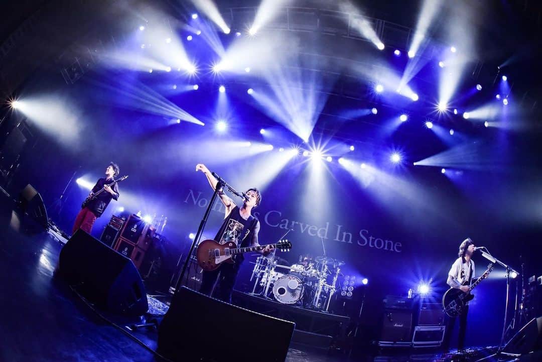 Nothing’s Carved In Stoneさんのインスタグラム写真 - (Nothing’s Carved In StoneInstagram)「【RULE’s】 ⁡ MEMBERSHIP SITE “RULE’s”にてPHOTOを更新しました。 ⁡ ”15th Anniversary Tour 〜Hand In Hand〜” 2023.10.09 at なんばHatch ⁡ https://fc.ncis.jp ⁡ Photo by @pyama17_photo  ⁡ ——————— "15th Anniversary Tour 〜Hand In Hand〜" ⁡ 各プレイガイドにてチケット一般販売中！ e+：https://eplus.jp/ncis/ ぴあ：https://w.pia.jp/t/ncis/ ローソンチケット：https://l-tike.com/ncis/ ⁡ 10月27日(金)札幌PENNY LANE 24 OPEN 17:45 / START 18:30 w/ w.o.d. ⁡ 10月29日(日)仙台Rensa OPEN 17:15 / START 18:00 w/ NOISEMAKER ⁡ 11月5日(日)岡山CRAZYMAMA KINGDOM OPEN 17:15 / START 18:00 w/ coldrain ※Thank You Sold Out!! ⁡ 11月6日(月)福岡UNITEDLAB OPEN 18:00 / START 19:00 w/ My Hair is Bad ⁡ 11月19日(日)Zepp DiverCity(TOKYO) OPEN 17:00 / START 18:00 w/ MAN WITH A MISSION ※Thank You Sold Out!! ⁡ ——————— "15th Anniversary “Live at BUDOKAN” 2024年2月24日(土)日本武道館 OPEN 16:30 / START 17:30 ⁡ ▼ツアーWEB先行受付中(先着)！ https://eplus.jp/ncis-hp/ ⁡ ▼特設サイトにて後期楽曲投票受付中！ https://www.ncis.jp/15th/ ※プロフィールのリンクよりアクセス頂けます。 ⁡ #NothingsCarvedInStone #ナッシングス #NCIS #SilverSunRecords #HandInHand #鋭児 #TheBONEZ #THEORALCIGARETTES #wodband #NOISEMAKER #coldrain #MyHairisBad #MANWITHAMISSION」10月19日 18時14分 - nothingscarvedinstone