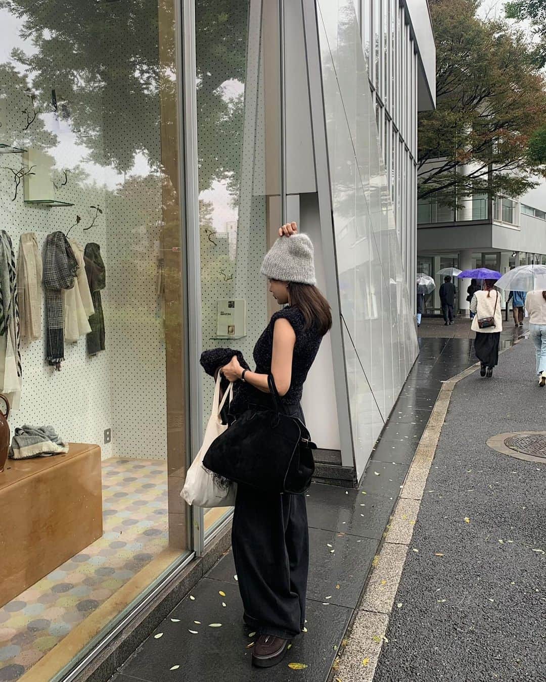 nanaさんのインスタグラム写真 - (nanaInstagram)「어른 나흐나흐🖤  #나나는도쿄여행중」10月19日 18時19分 - luv__ribbon