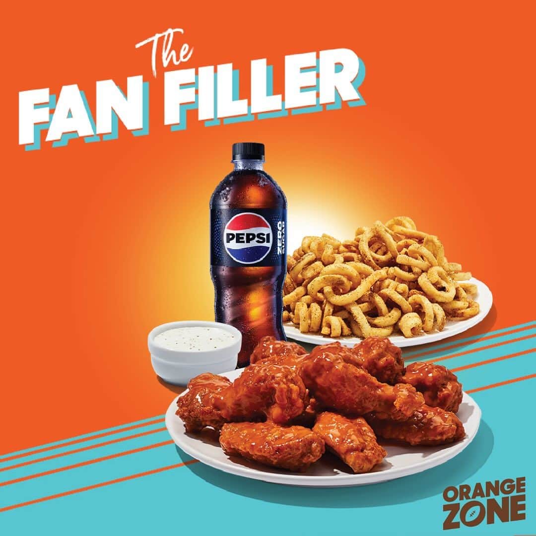 Hootersさんのインスタグラム写真 - (HootersInstagram)「Take your tailgating up a notch and score big with our bundles this football season 🏈🔥  *Offer(s) valid for a limited time at participating locations only. Offer(s) cannot be combined with any other offers or promotions. Modifications or add-ons not included.」10月20日 4時21分 - hooters