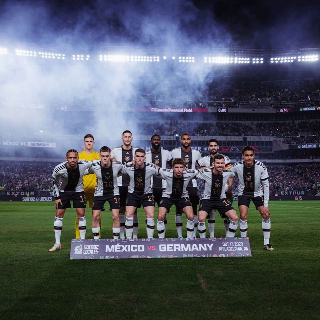 マルク＝アンドレ・テア・シュテーゲンのインスタグラム：「Step by step. A great atmosphere against Mexico. Thank you for the support during our time in USA. In November we go again. 💪🏻🇩🇪」