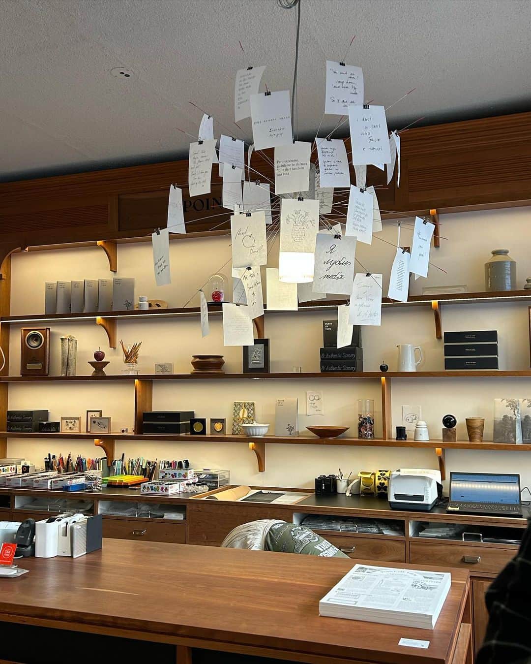 村田倫子さんのインスタグラム写真 - (村田倫子Instagram)「2日目🇰🇷ಇ  お買い物メイン。  狎鴎亭、聖水付近をお散歩しました。 好きなブランドたくさん巡れた✌︎  巡ったSHOPは 別でまとめてポストします･ᴗ･  日本より涼しいので idemのお気に入りカーディガンを 早めに着れて嬉しい〜。  #韓国旅行 #狎鴎亭 #聖水洞 #idem_idea #성수동」10月19日 20時20分 - rinco1023
