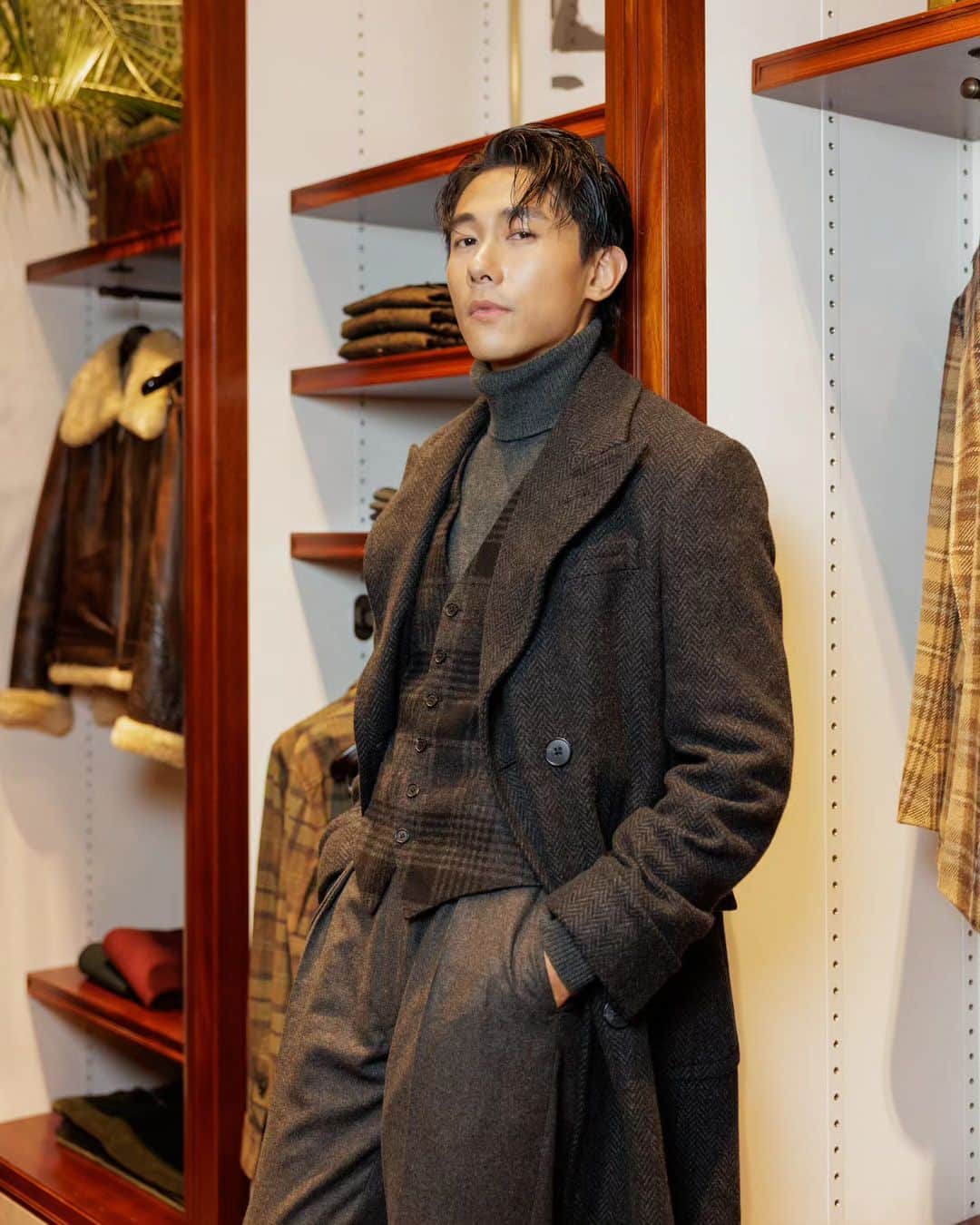 デスモンド・タンさんのインスタグラム写真 - (デスモンド・タンInstagram)「When @ralphlauren throws a party, you know it's going to be legendary! An unforgettable night at the opening of Ralph Lauren’s Marina Bay Sands boutique ! 🌟   @ralphlauren #RalphLaurenSG」10月19日 20時20分 - thedesmondtan