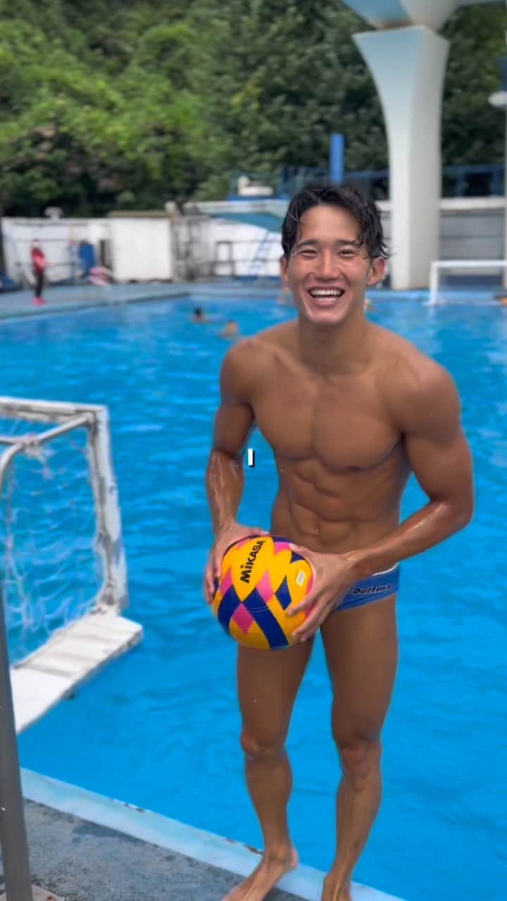 荒井陸のインスタグラム：「Repeat after me🤡🔁   #waterpolo #workout #training」