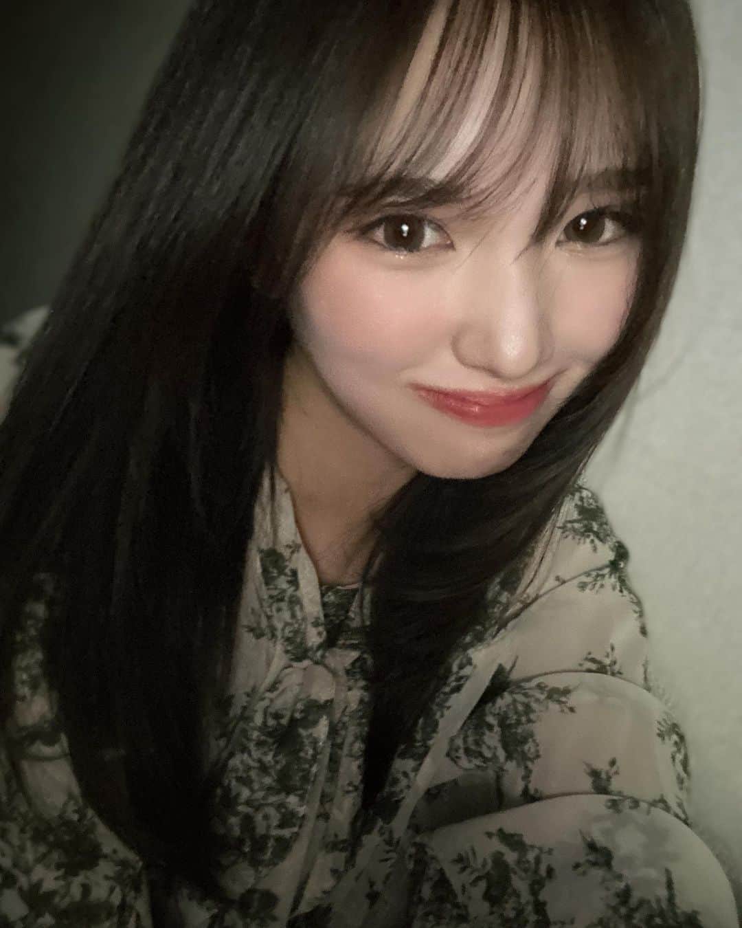 山口綺羅さんのインスタグラム写真 - (山口綺羅Instagram)「BLACK👩🏻✨  #black  #hair」10月19日 20時35分 - girls2_kira_official