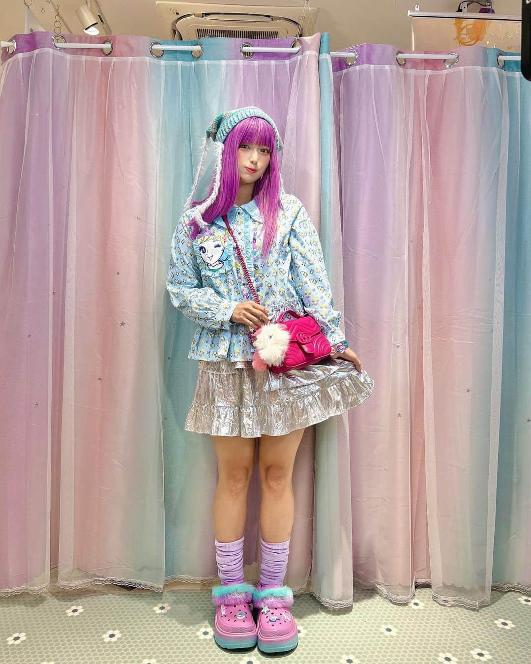 しなこさんのインスタグラム写真 - (しなこInstagram)「紫ウィッグどうかな？💜💜  #テンテンツツ #テンテン少女」10月19日 20時36分 - ssshinako