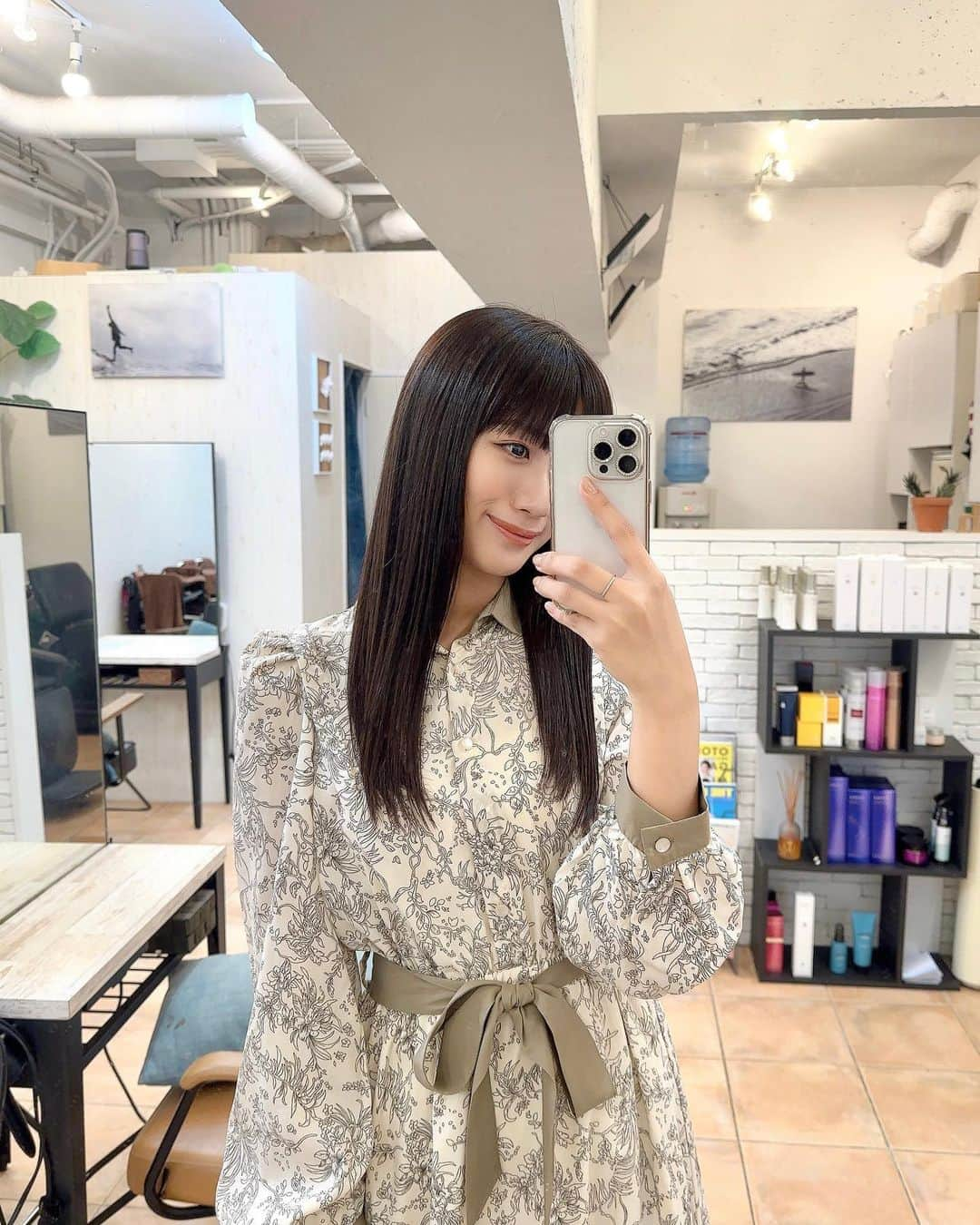 藤田奈那さんのインスタグラム写真 - (藤田奈那Instagram)「＊ 髪少し傷んでたので整えてもらいました！さらさら〜☺︎  💈 @accomplish_salon ✂️ @accomplish_shun   #RHas#RHasトリートメント #ヒト幹細胞 #ミネコラ #ミネコラトリートメント #ミネコラパーフェクト3 #プラチナミネコラ #ミネコラaccomplish #アコンプリッシュ #accomplish代官山 #accomplish #ヘアケア」10月19日 20時49分 - fujitanana_official