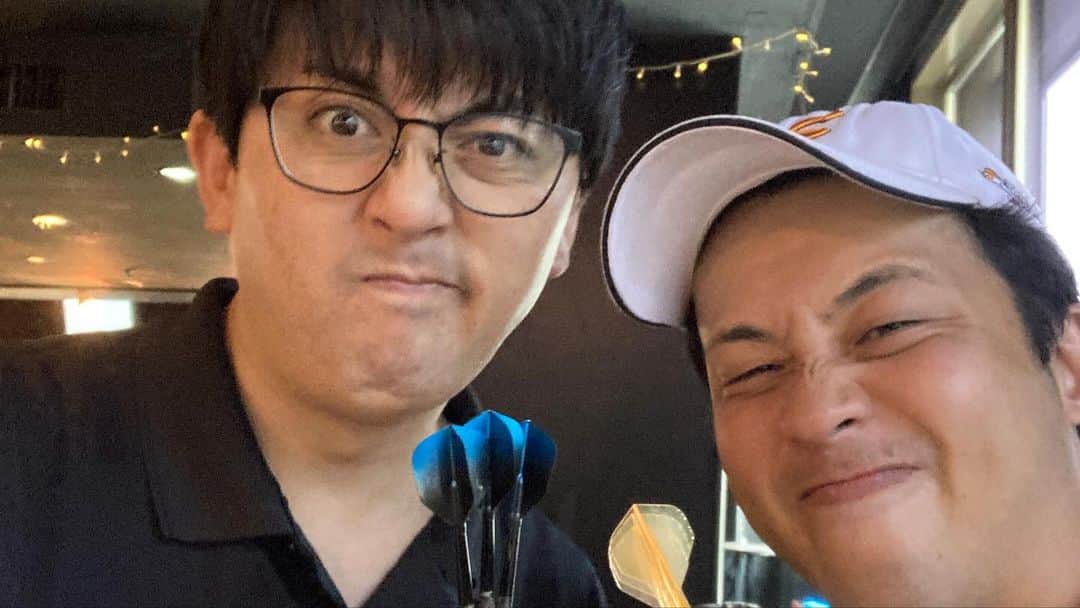 てっぺいさんのインスタグラム写真 - (てっぺいInstagram)「よしもとダーツ部 第21回アイパー杯 まさかのついに優勝！！ 自分をお祝いしなきゃなりません！」10月19日 20時49分 - nice_teppee