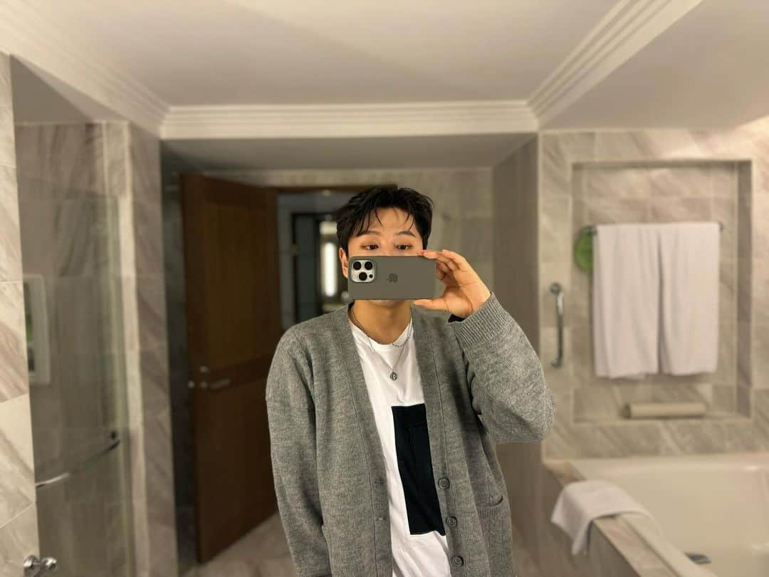 ノ・テヒョンさんのインスタグラム写真 - (ノ・テヒョンInstagram)「NIGHT IN 🇹🇼」10月19日 20時44分 - roh_taehyun