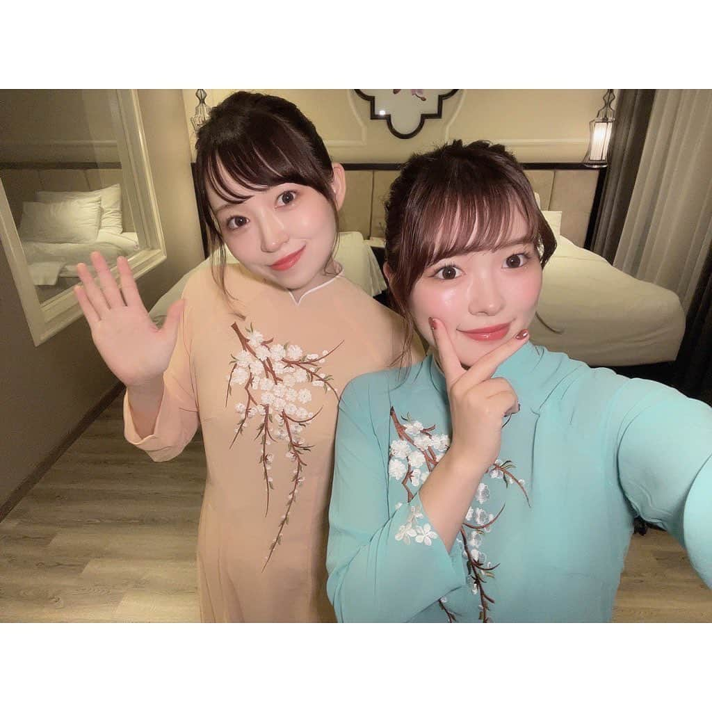 橋本紗奈さんのインスタグラム写真 - (橋本紗奈Instagram)「姉まる初顔出ししました〜！(今日の動画見てね⸜🌷︎⸝‍)  これから動画もちょくちょく出てくれると思うので、みんな宜しくね〜！😎  今日の動画のベトナムVlogでは本当に色んなことがあって、大変だった( ᵕ ᵕ̩̩ )！笑  全部いい思い出だなぁ🧖‍♀️笑  #姉妹 #ベトナム　#ベトナム旅行 #ベトナム #Vietnam #アオザイ #aozai」10月19日 20時54分 - hashimoto_sana