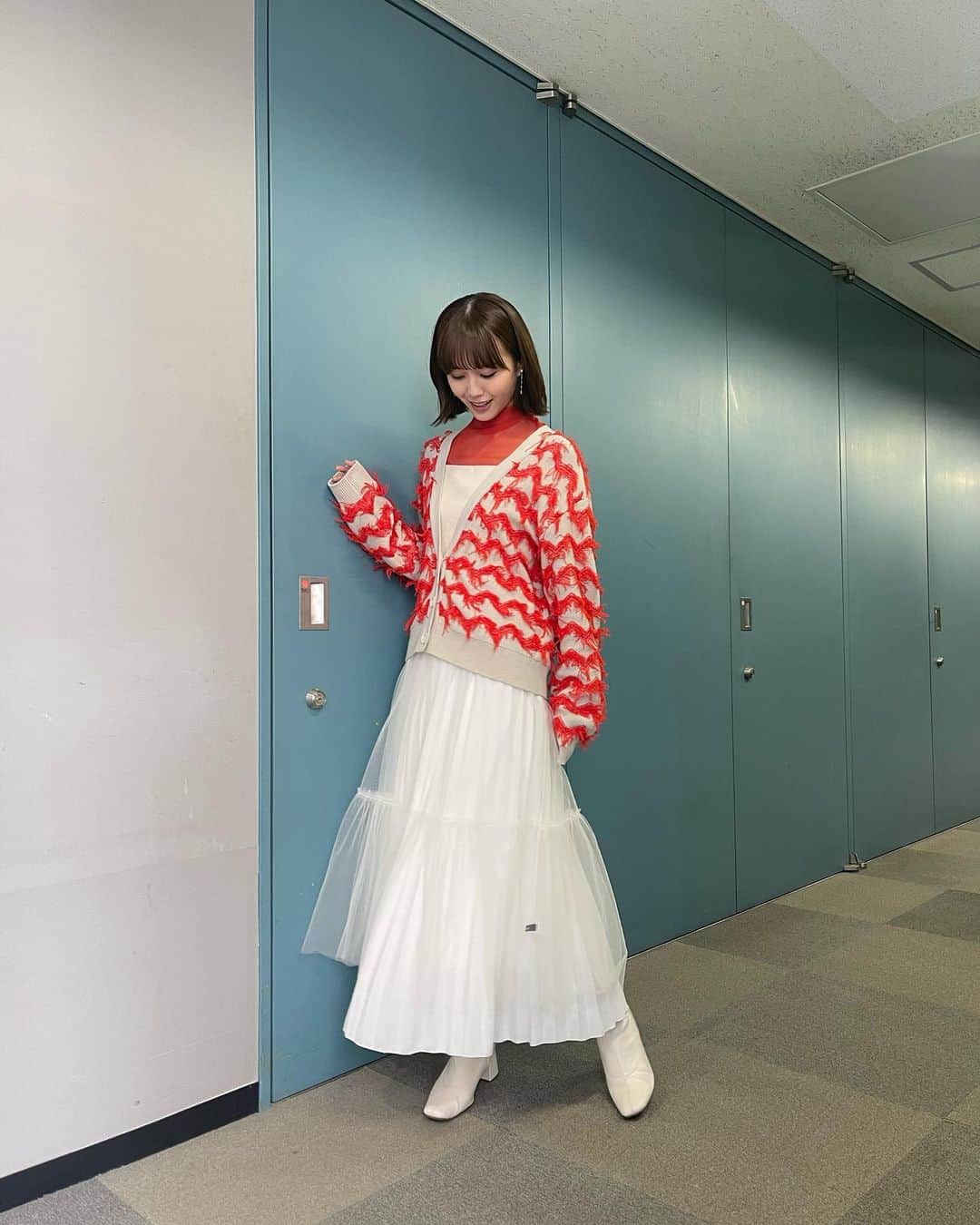 榎本ゆいなさんのインスタグラム写真 - (榎本ゆいなInstagram)「先週もありがとうございました❤️ 　 　 （スタジオ） シアートップス　@marte_vintage  　　　　　　　　@sahara_japon  ニットカーディガン　@garageofgoodclothing_official  ワンピース　@wclosetwearsinc  　 （中継） ブラウス　@american_holic  ボレロ　@_ciaopanic_  　 #王様のブランチ」10月19日 20時54分 - enomoto_yuina