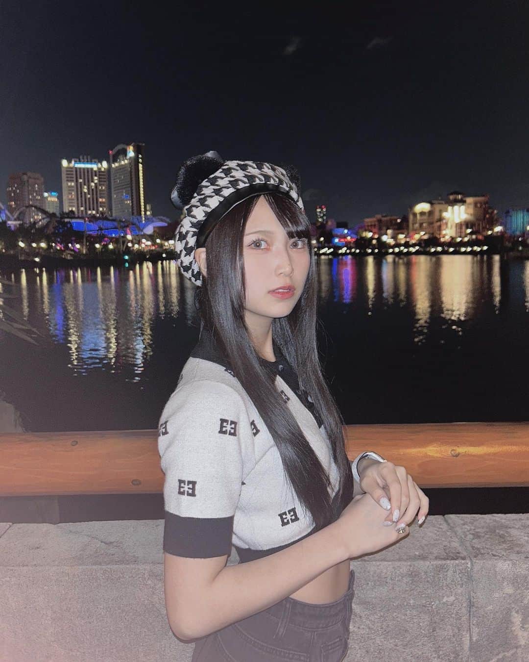 前田令子さんのインスタグラム写真 - (前田令子Instagram)「今度はユニバ^っ ̫ <^  #code#envym#shein#ユニバーサルスタジオジャパン#ユニバ#キティちゃん#ベレー帽」10月19日 20時56分 - rrr_9_m