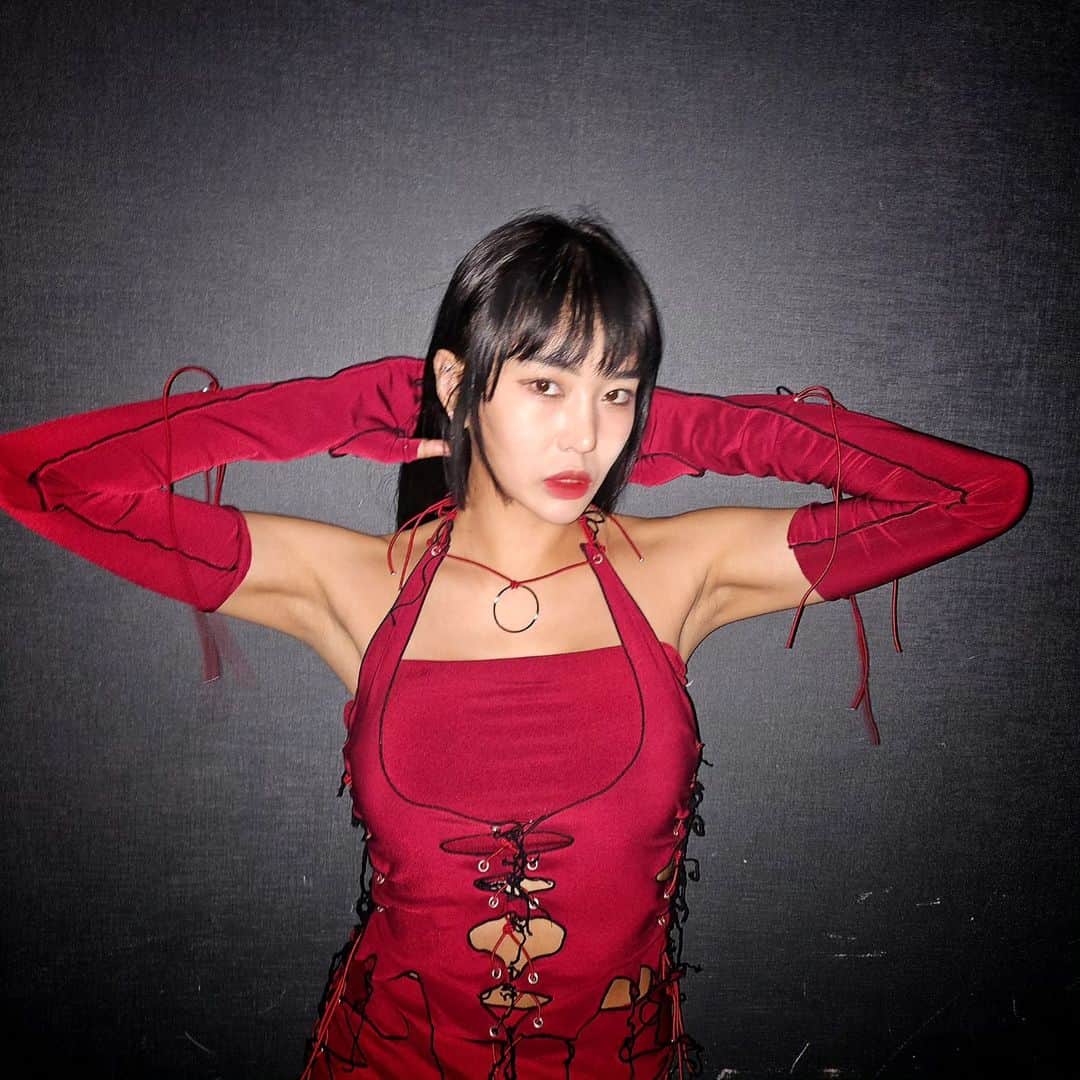 エナ さんのインスタグラム写真 - (エナ Instagram)「Stranger  start🖤🤍」10月19日 21時02分 - eunkyung.shin