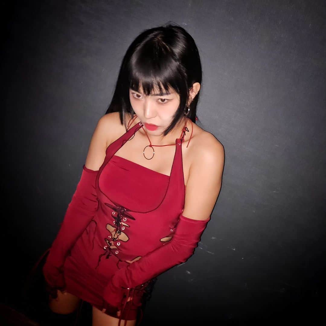 エナ さんのインスタグラム写真 - (エナ Instagram)「Stranger  start🖤🤍」10月19日 21時02分 - eunkyung.shin