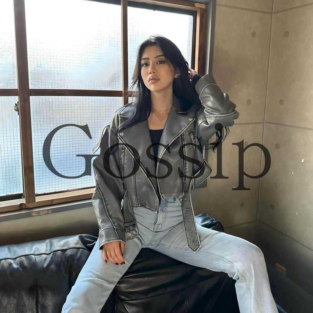 𝐓𝐒𝐔𝐊𝐀𝐒𝐀のインスタグラム：「〜〜ご報告〜〜  この度、セレクトショップ @gossip_official___ をリニューアルオープンさせることになりました✨  オープンは 明日10/20(金) 20時〜を予定しています📅  renewal open saleで 全品20%offで販売します🔥  2年前くらいにしてたのを覚えてくれてる人も多くて また再開しないんですかー？って沢山言ってもらえたので2年越しに🩵  随時新作upしていくので是非公式アカウント @gossip_official___ をフォローしてお待ちください♡  Tsukasa  . .」