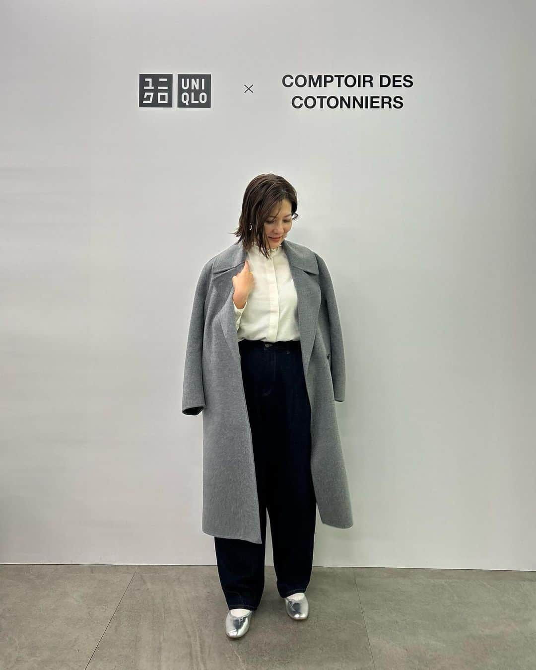 0510_nanaさんのインスタグラム写真 - (0510_nanaInstagram)「❥ ❥ ❥UNIQLO× COMPTOIR DES COTONNIERS  10月20日(金)発売コントワー・デ・コトニエ 2023秋冬コレクションの試着会へ。  女性らしさとカジュアルさと兼ね備えているアイテムが多くてオンオフ使えそうなものばかり。  中でもイチオシなのが、写真で私がボーダーと合わせているネイビーと黄色いカーディガンと合わせたベージュのパンツ。  #ブラッシュドジャージータックワイドパンツ   これ試着するとみんな欲しくなっちゃうのよ。  ゆったりしてるのにもたつかなくて、スタイルアップしてくれる。 肌触りが良くて穿いていて心地よい。 標準でも丈長め！はい最高。  ちなみに大きめなつくりだからいつもよりサイズダウンすべき。 それでもゆとりあると思う。  他にも魅力的なアイテムがあるからぜひチェックしてみてね。  #uniqlo #ユニクロ #ユニクロコーデ#comptoirdescotonniers #コントワーデコトニエ #ソフトブラッシュドスタンドカラーシャツ #ペグジーンズ #ダブルフェイスラップコート #プレミアムラムボーダーモックネックセーター #プレミアムラムカーディガン #locari #骨格ストレート #骨格ストレートコーデ#プチプラコーデ #パーソナルカラーオータム  #イエベ秋 #イエベ秋コーデ #40代コーデ #アラフォーコーデ #50代コーデ #アラフィフコーデ」10月19日 21時20分 - 0510_nana