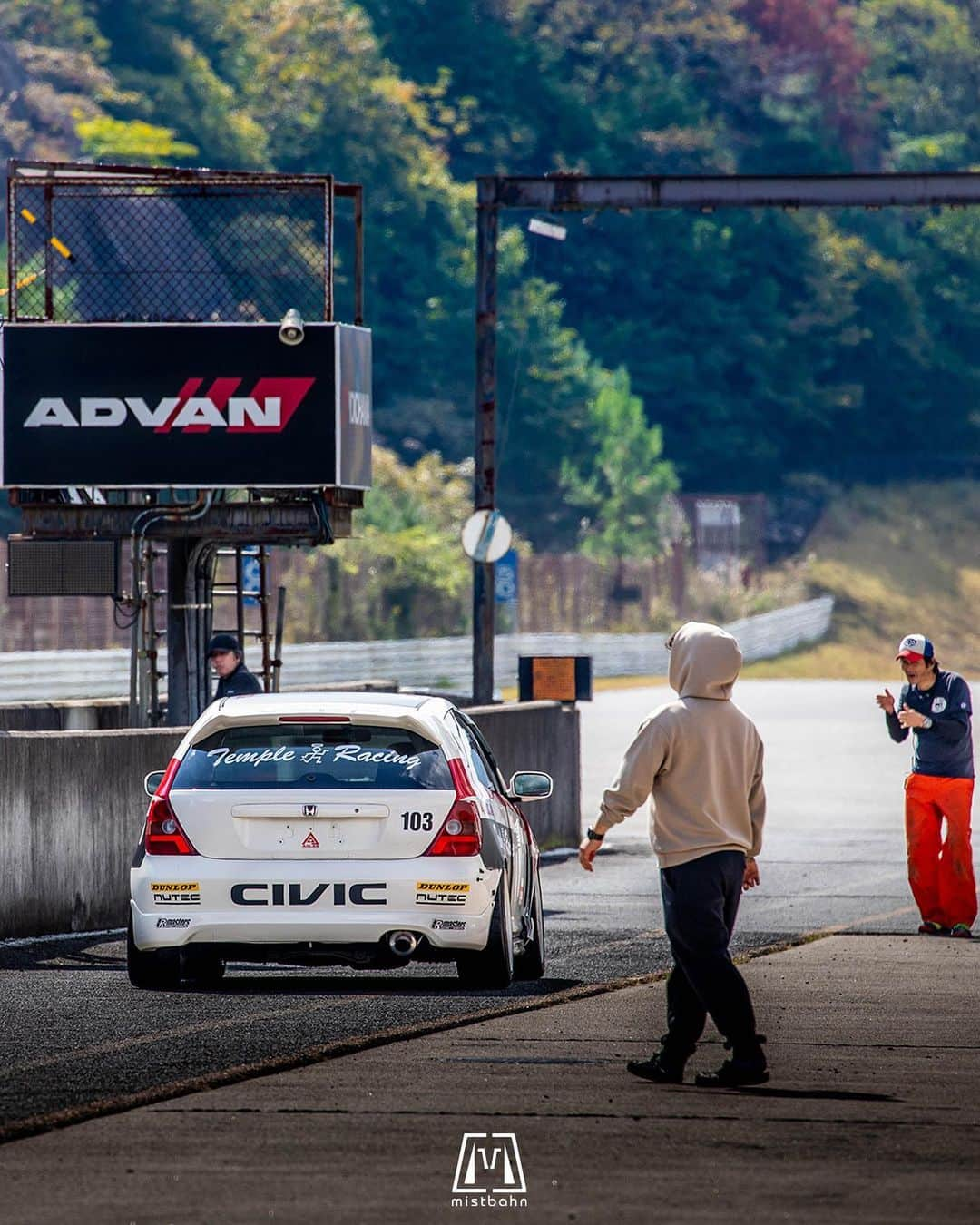 mistbahnさんのインスタグラム写真 - (mistbahnInstagram)「_ TEMPLE RACING ASLAN Honda EP3 CIVIC TYPE R _  🚗: @a02ktrla  📷: @mistbahn _ Shot on Oct-15 2023 🏁 "Circuit Festa ( @circuit_festa_west_japan )" "HONDA ONE MAKE RACE". Central Circuit (Hyogo Japan) _ JP) 2023年10月15日、セントラルサーキットで開催された「サーキットフェスタ ( @circuit_festa_west_japan )」内の「ホンダ・ワンメイク・レース」で撮影。 _ #circuitfesta #circuitfesta2023 #サーキットフェスタ #サーキットフェスタ2023 #hondaonemakerace #ホンダワンメイク #ホンダワンメイクレース #templeracing #テンプルレーシング #aslan_inc_japan #アスラン #aslan #honda #civic #hondacivic #ホンダシビック #シビック #ep3 #ep #epcivic #kanjo #kanjozoku #kanjostyle #kanjoracer #timeattack #timeattackjapan #kseries #k20 #spiritshocks #hondasontrack」10月19日 21時32分 - mistbahn