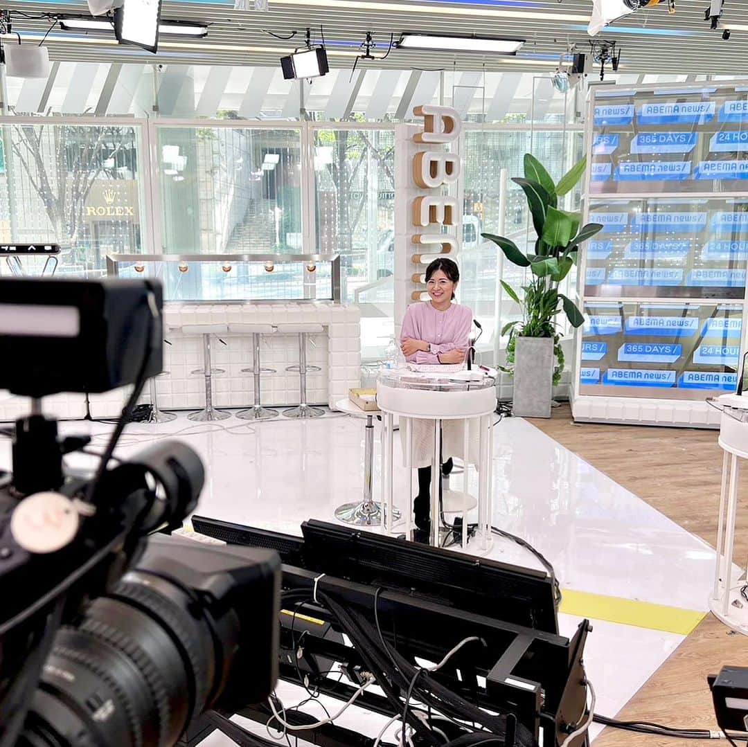 吉村優のインスタグラム：「* 木曜Abema☆ 癒しの辻キャスター🧸 来週はドラフト会議⚾️のため 10月の辻吉村は今日がラストだったなんて、、 いつもありがとう〜🙏 写真は辻くんが良い感じに撮ってくれました😆 * #abema #abematv #アナウンサー」