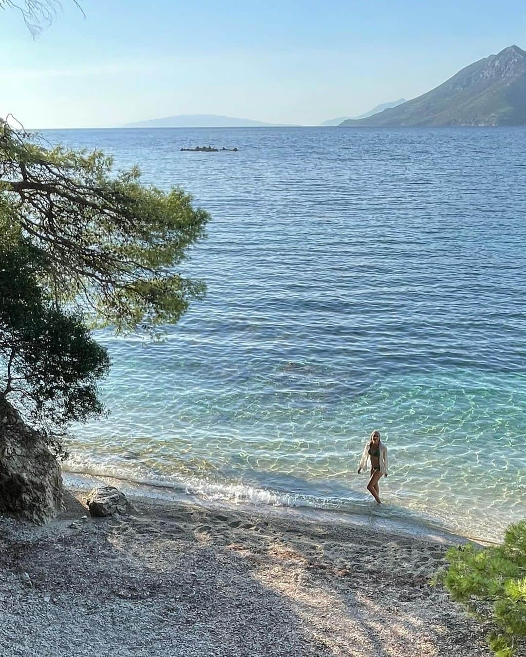 ハンネ・クレスさんのインスタグラム写真 - (ハンネ・クレスInstagram)「Relaxed, refreshed, recharged and ready for the Olympic year!! 🔋⚡️✨」10月19日 21時41分 - hanne.claes