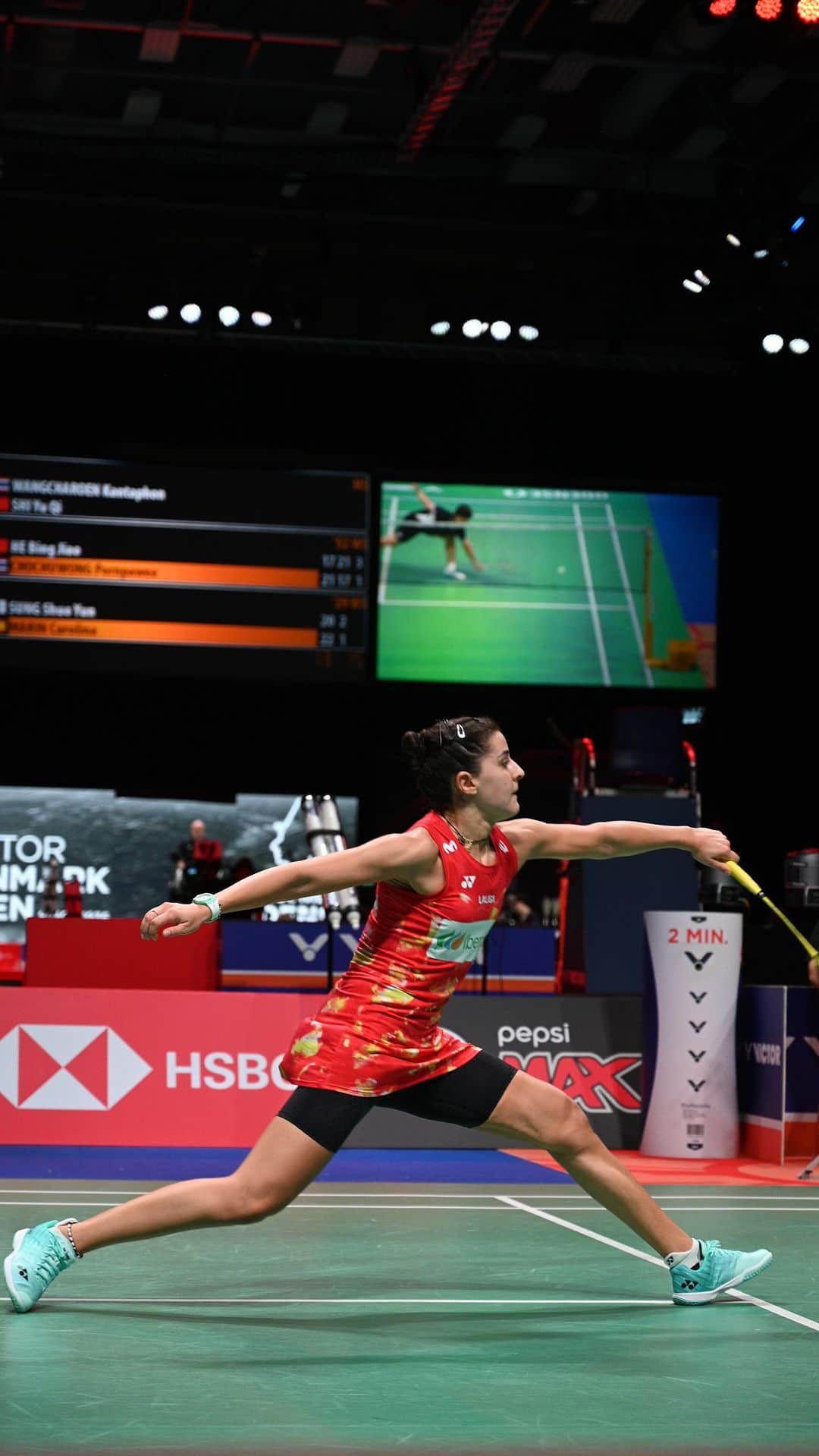 キャロリーナ・マリンのインスタグラム：「Carolina Marin 🇪🇸 wins against Sung Shuo Yun (TPE), 22-20 22-20.  After her first round match at the VICTOR Denmark Open 2023 was cut short due to her opponent retiring, the reigning European champion got to fight on court today, securing her quarterfinals spot.  #welivebadminton #badminton」