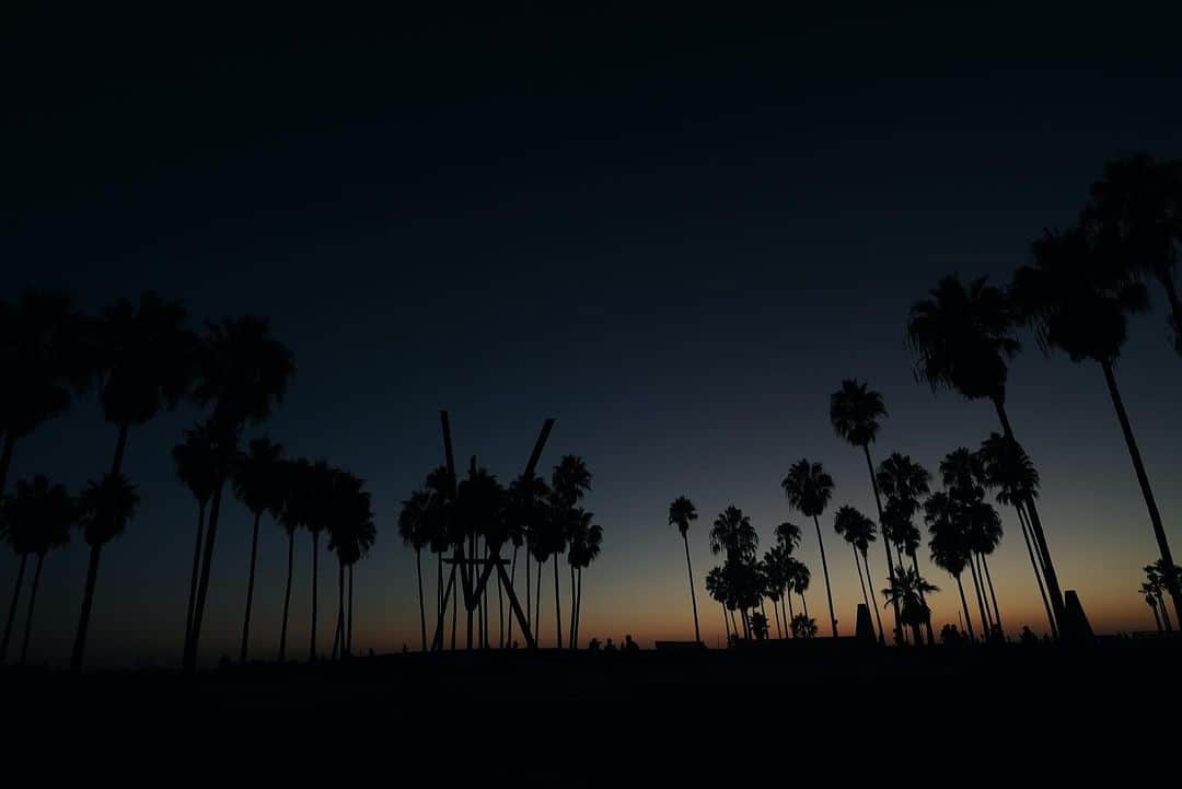 TOMO のインスタグラム：「グラデーション。  #magichour」