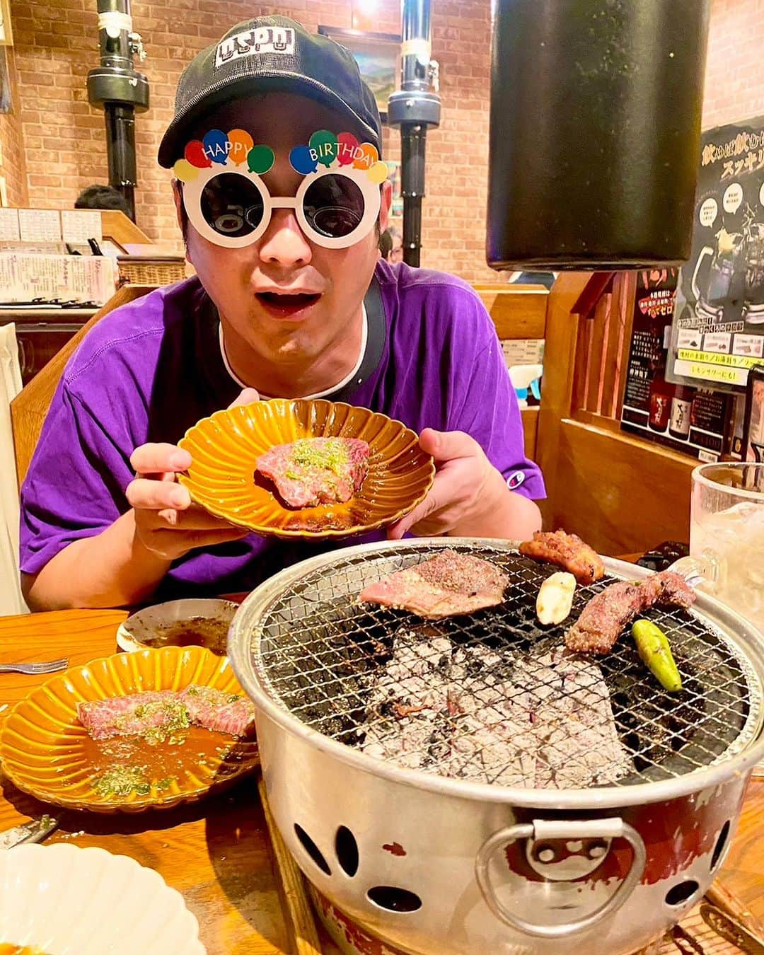 宮下純一さんのインスタグラム写真 - (宮下純一Instagram)「大好きな焼肉でお祝いして貰いました😍いつもは頼めないものも遠慮なく😍こりゃ頑張らないといけない😂お手紙も泣けるわ😭ありがと‼️#パリピ #ハピバ」10月19日 22時08分 - junichi1017