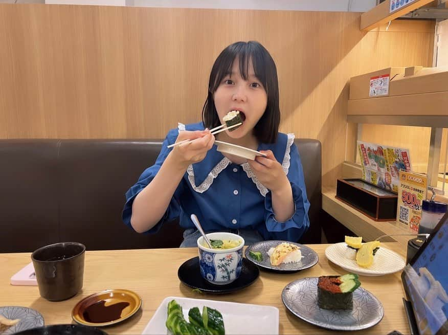 本田紗来さんのインスタグラム写真 - (本田紗来Instagram)「夏の思い出ぱーと1⃣  まちゃんとおすし！🍣🥒」10月19日 22時12分 - sara_honda0404