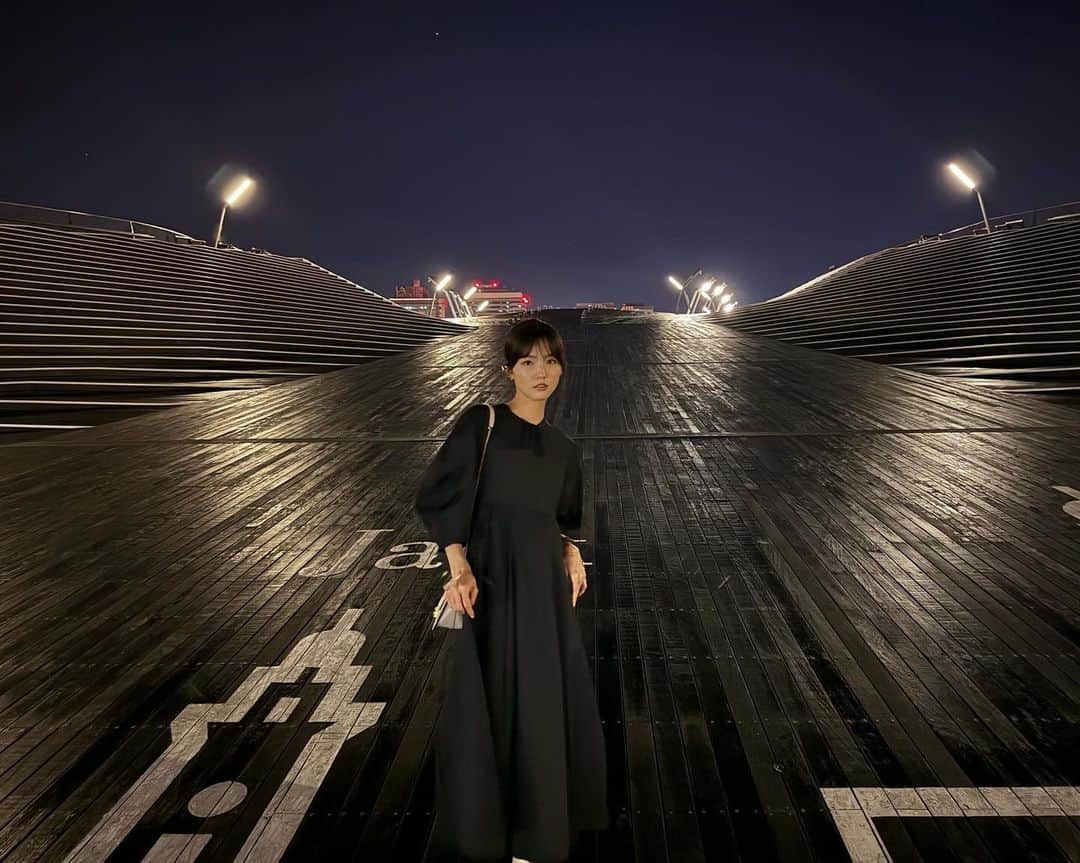 中川可菜のインスタグラム：「雨上がりの夜景は格別🌉🌃🌌」