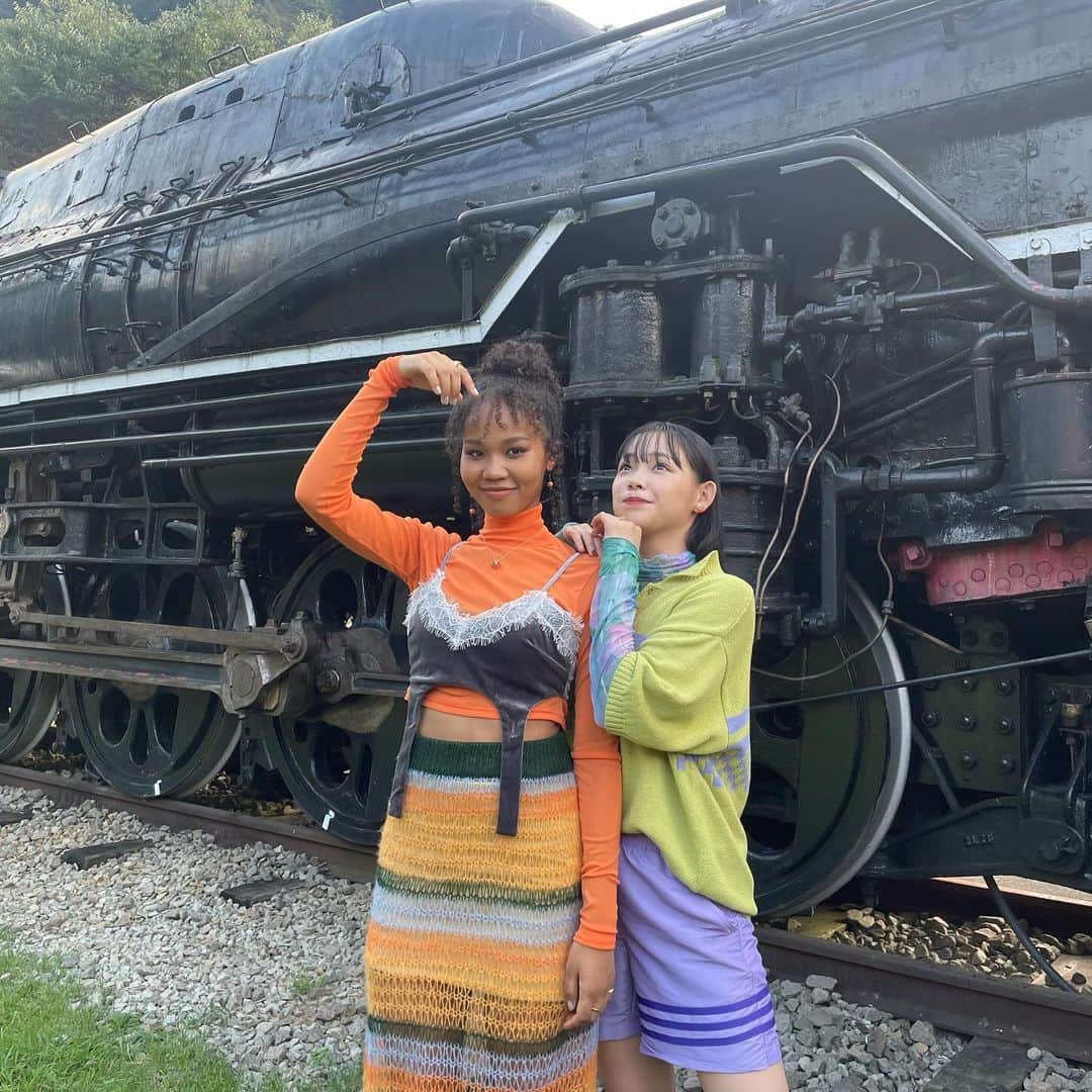 ミカさんのインスタグラム写真 - (ミカInstagram)「︎ ︎ ︎ ︎ ︎ ︎ ︎ ︎ ︎ ︎ ︎ ︎ ︎ ︎ ︎ ︎ ︎ ︎ ︎ ︎ ︎ ︎ ︎ ︎ 緑は目にいいよね🌳  #リトグリ_UPTOME」10月19日 22時52分 - lgm_mika_official